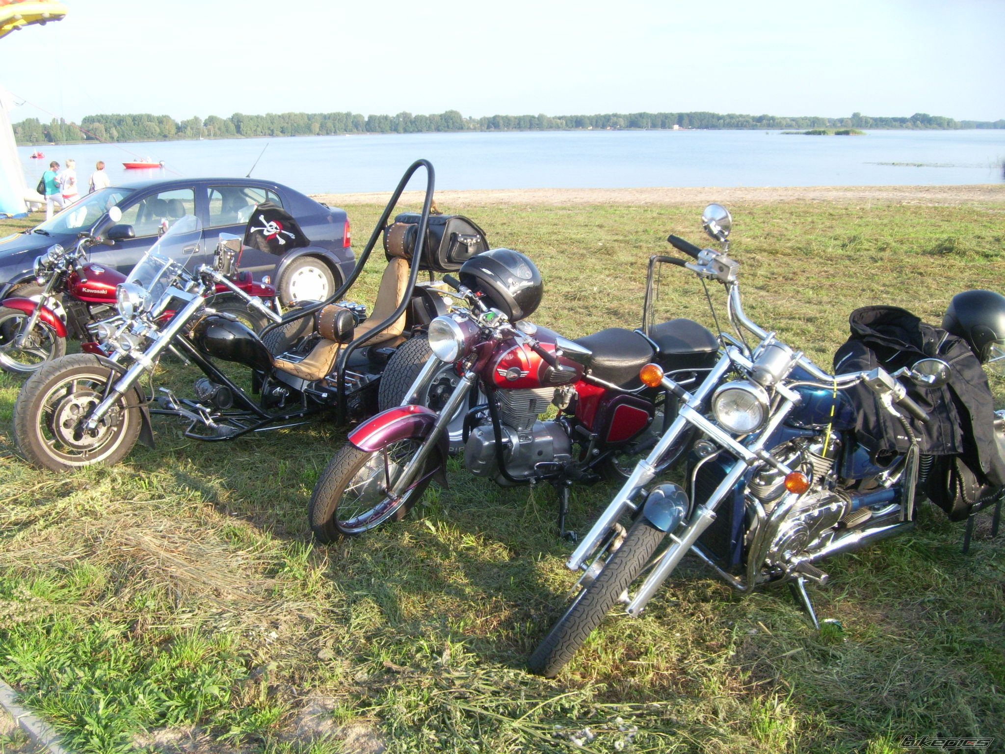 Photo 2444064