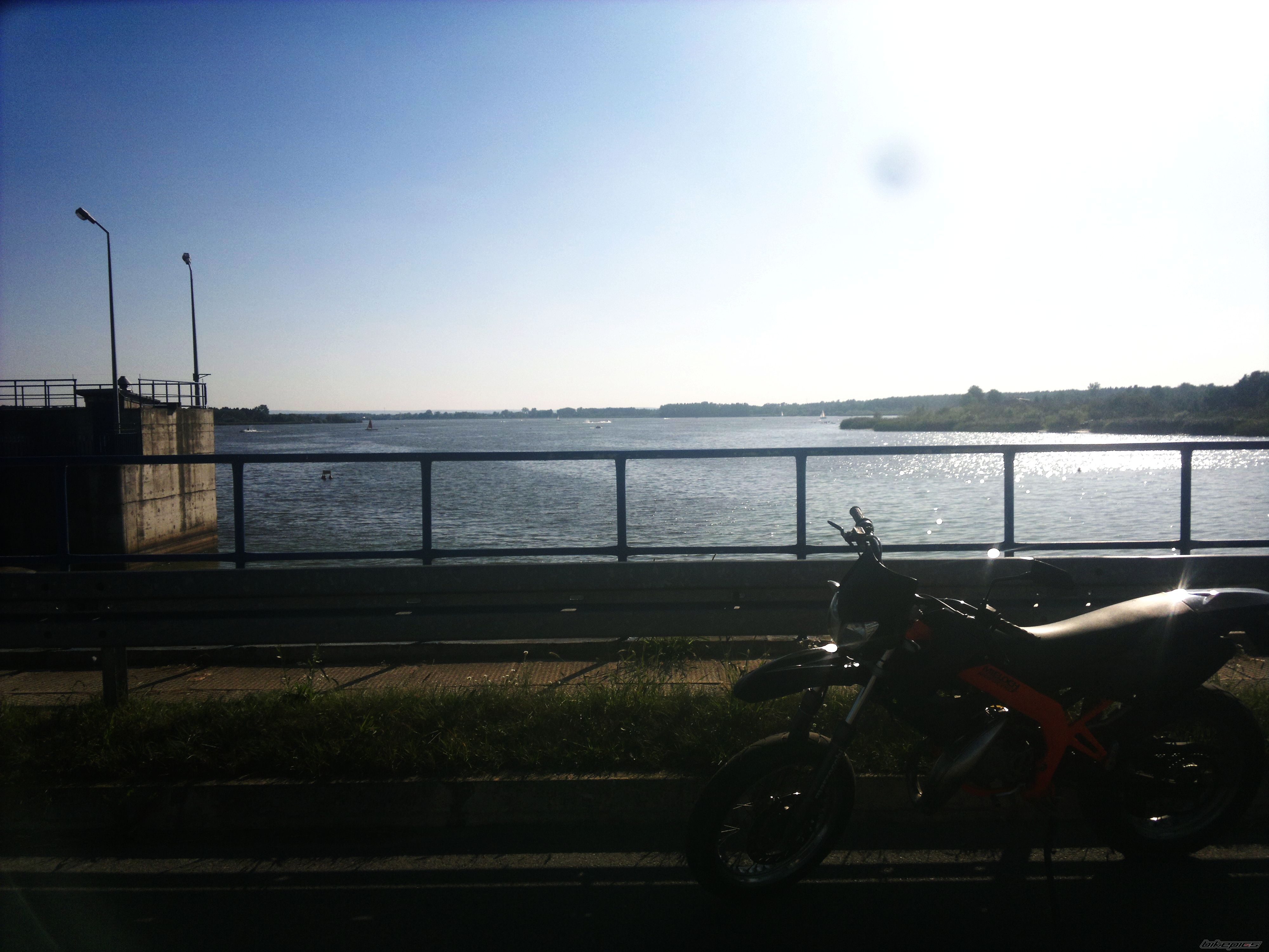 Photo 2444075