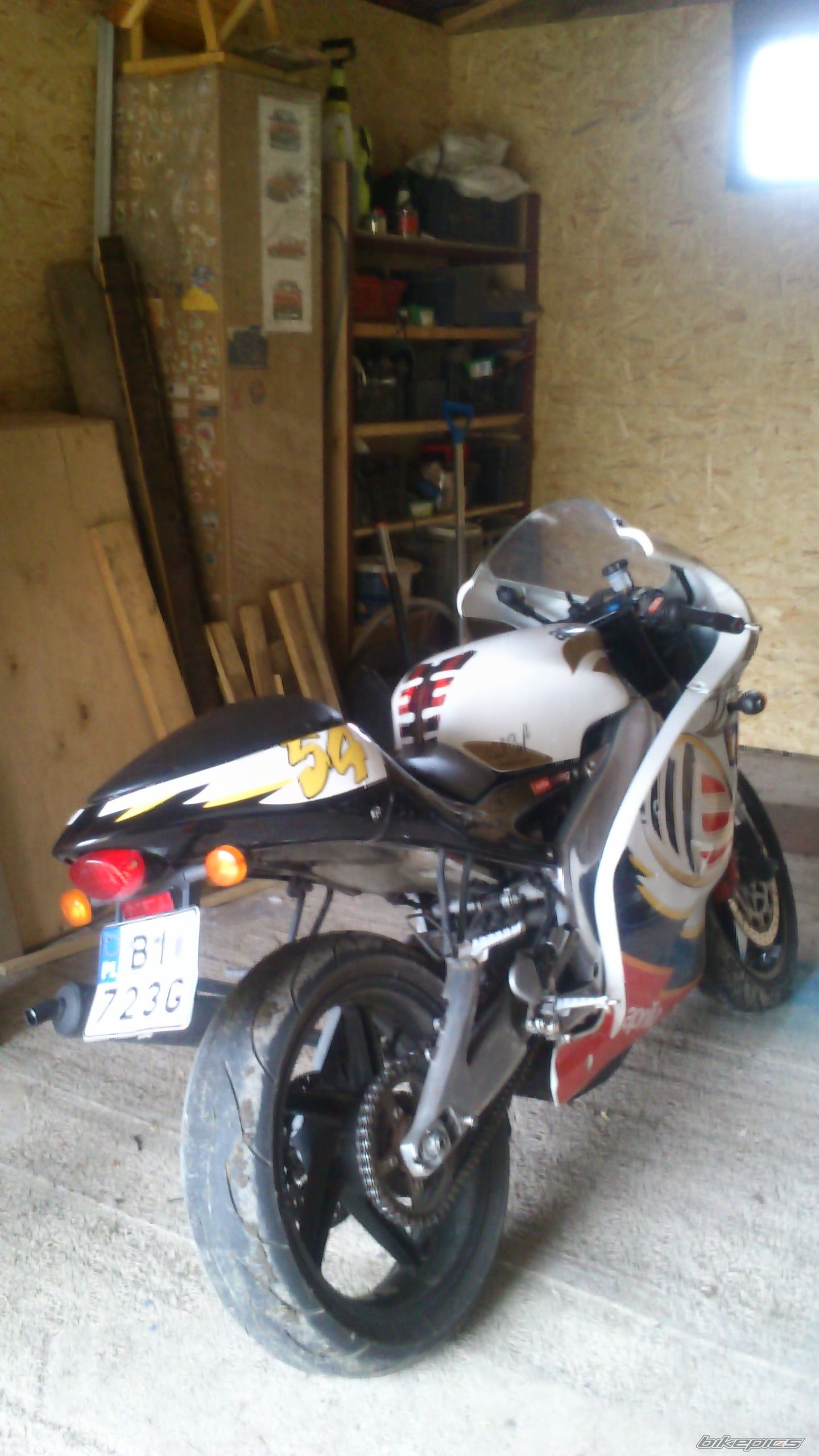 Photo 2444097