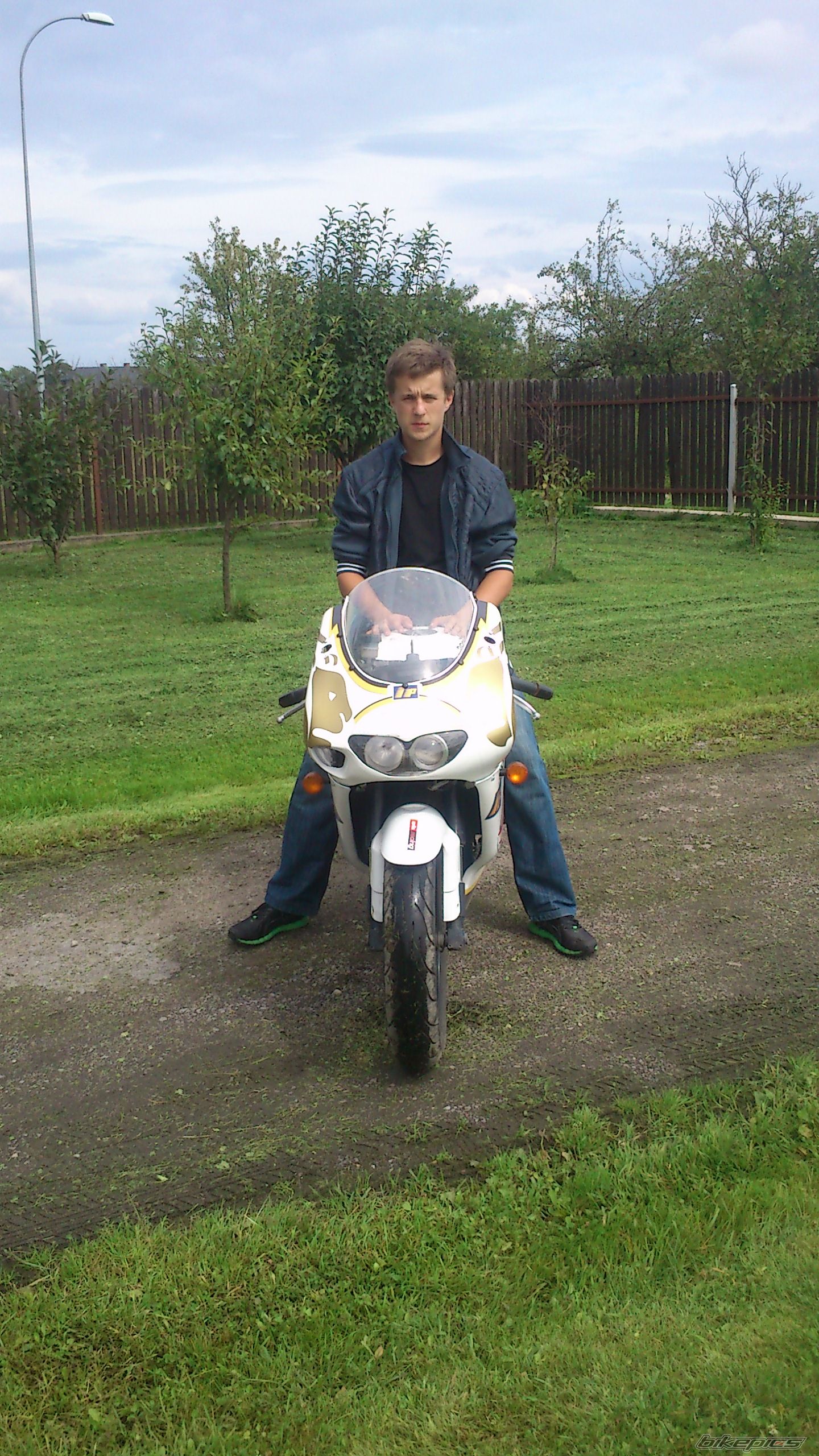 Photo 2444098