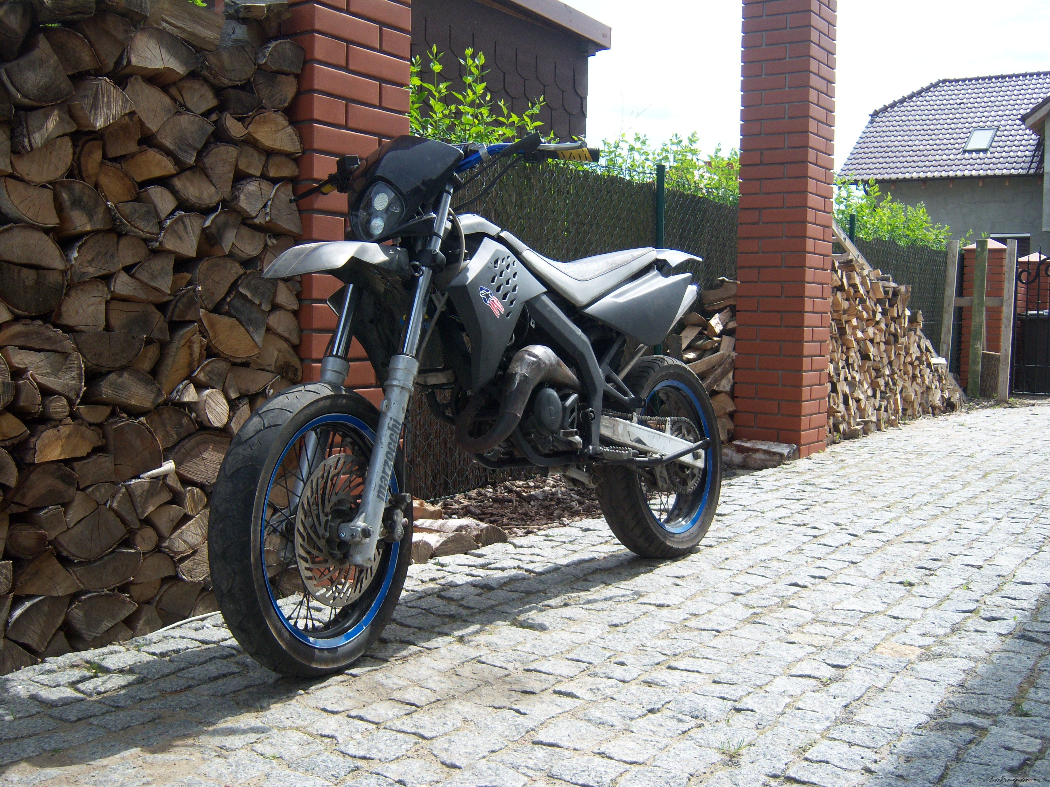 Bike Photo 2444150