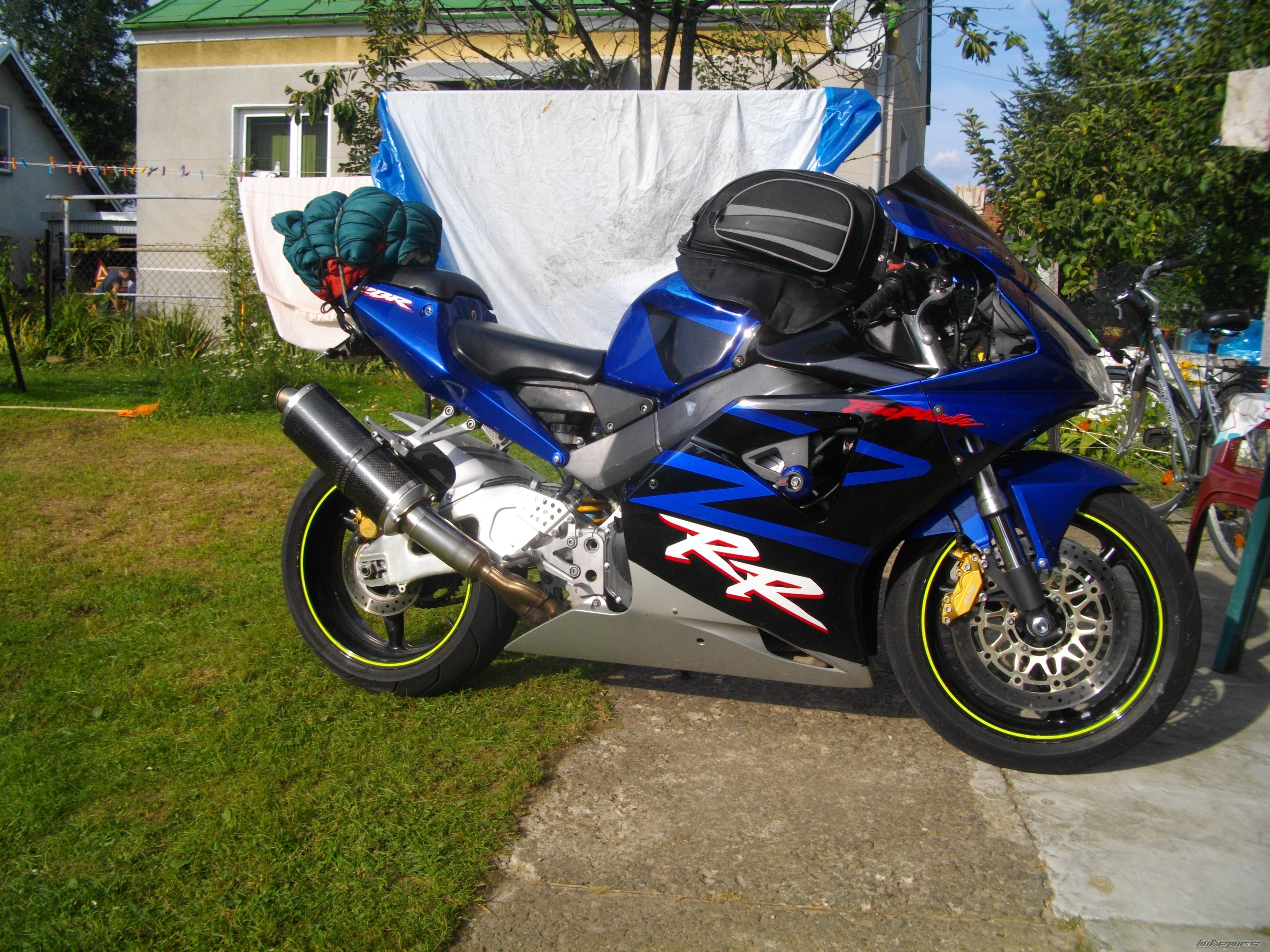 Photo 2444359