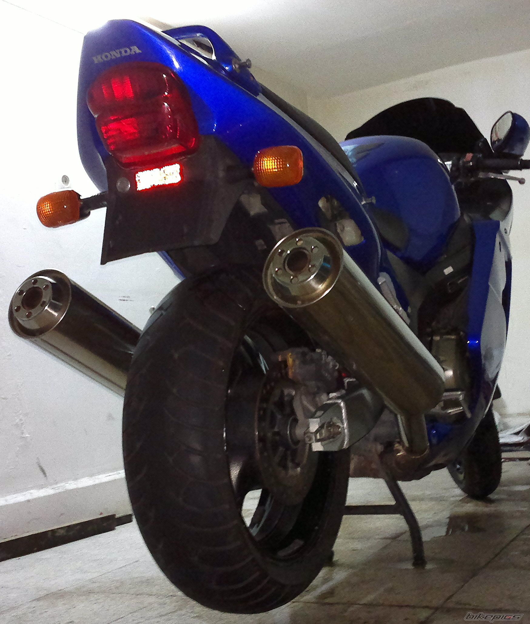 Photo 2444360