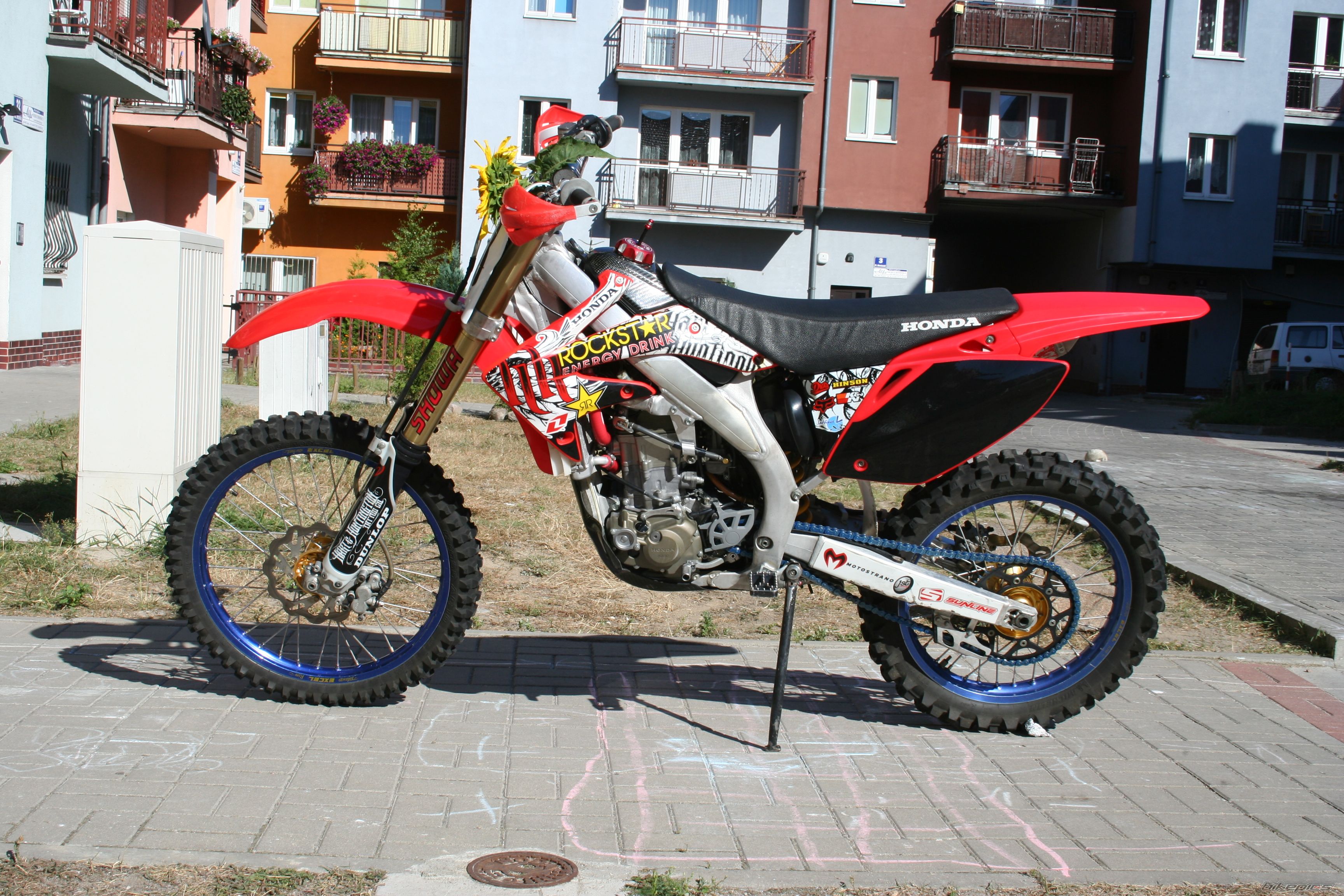 Photo 2444369