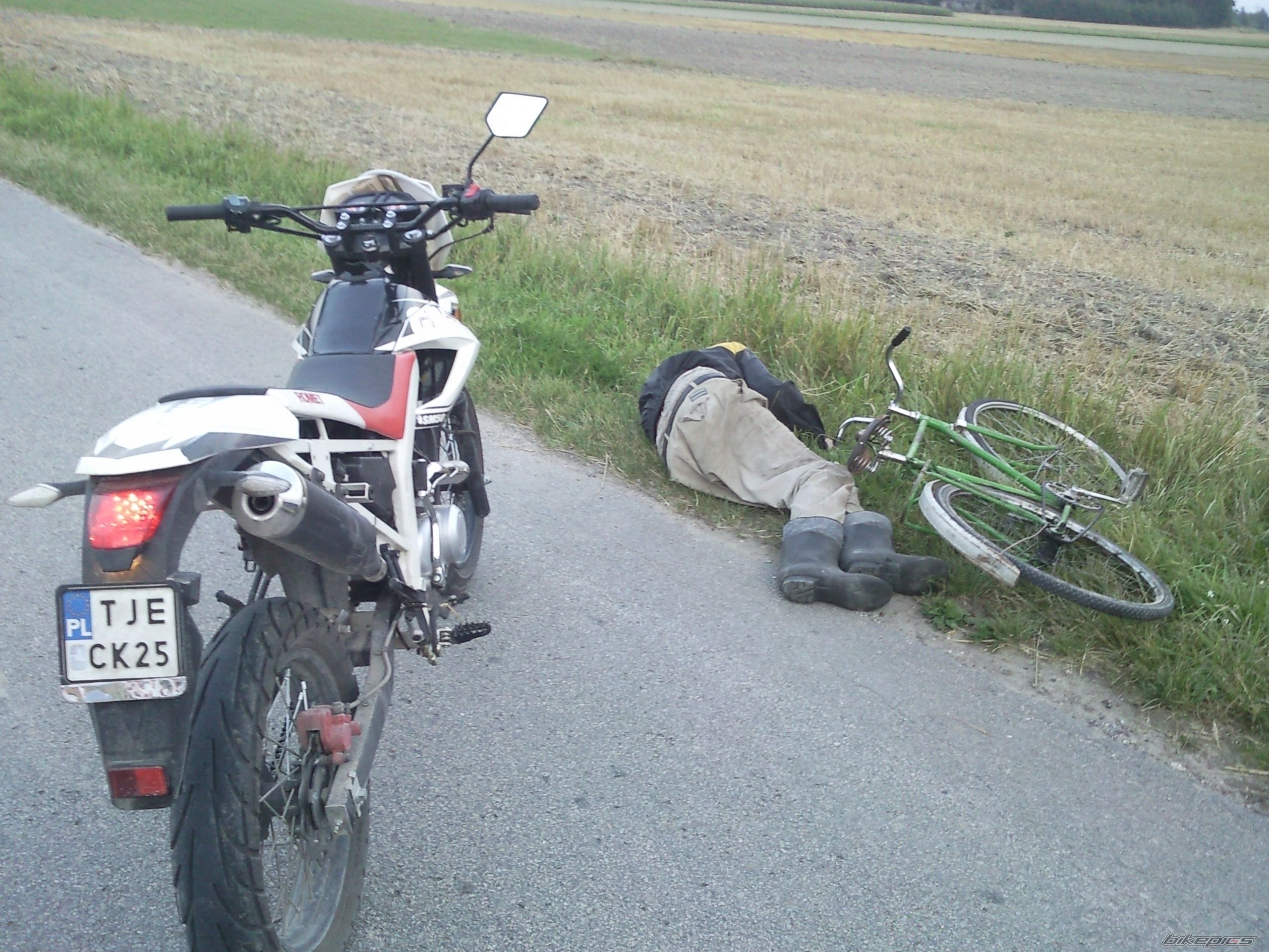Photo 2444372