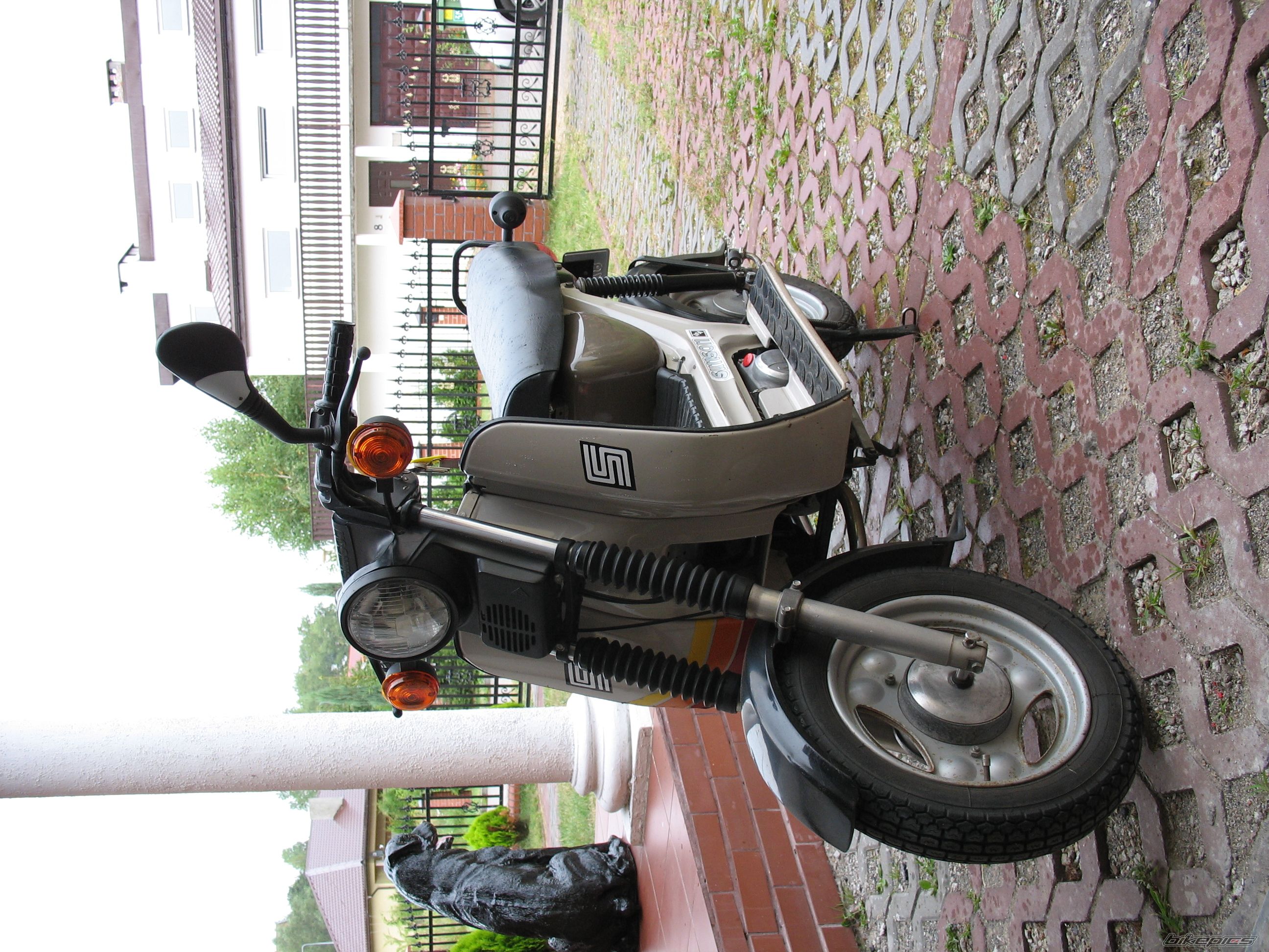 Photo 2444376