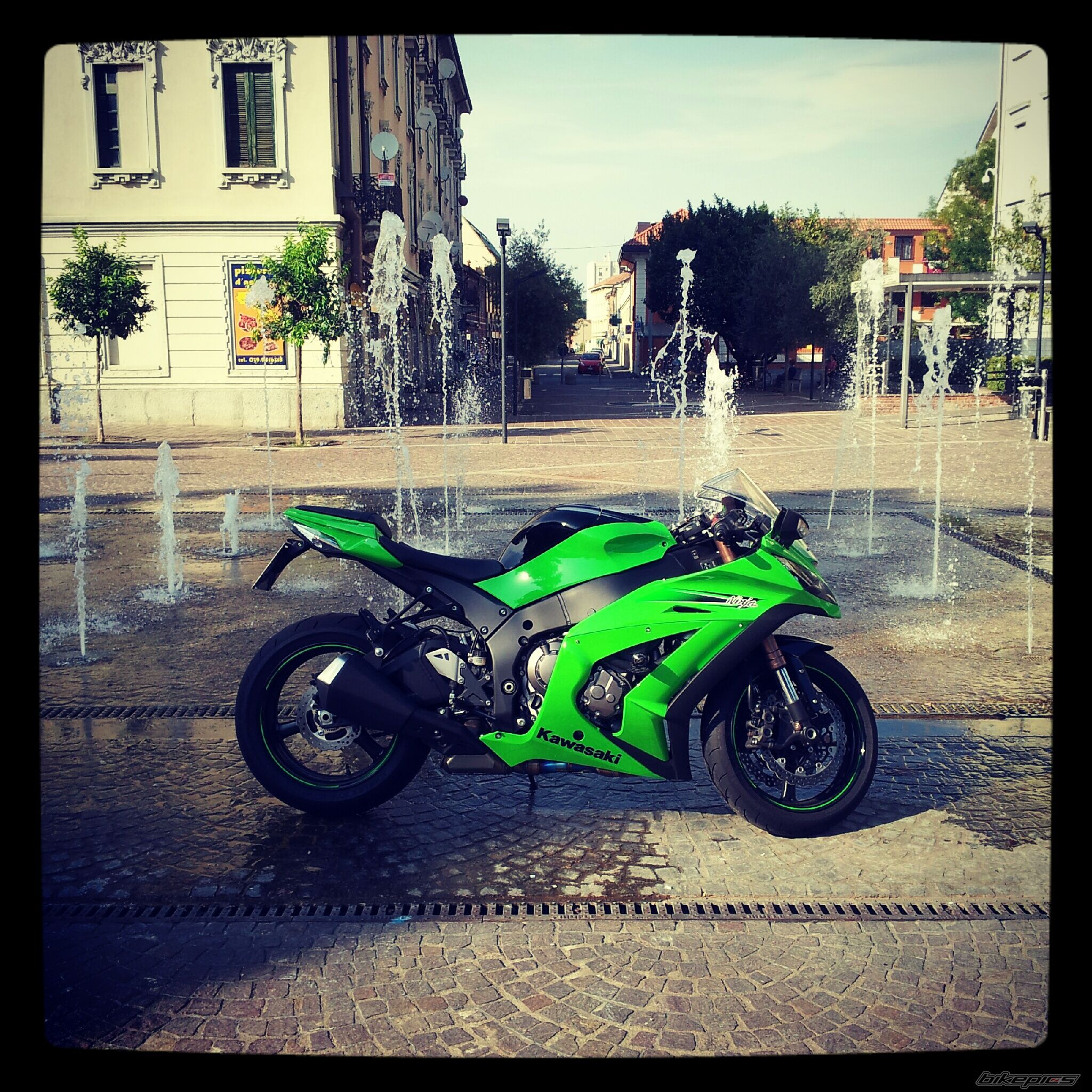 Photo 2444471