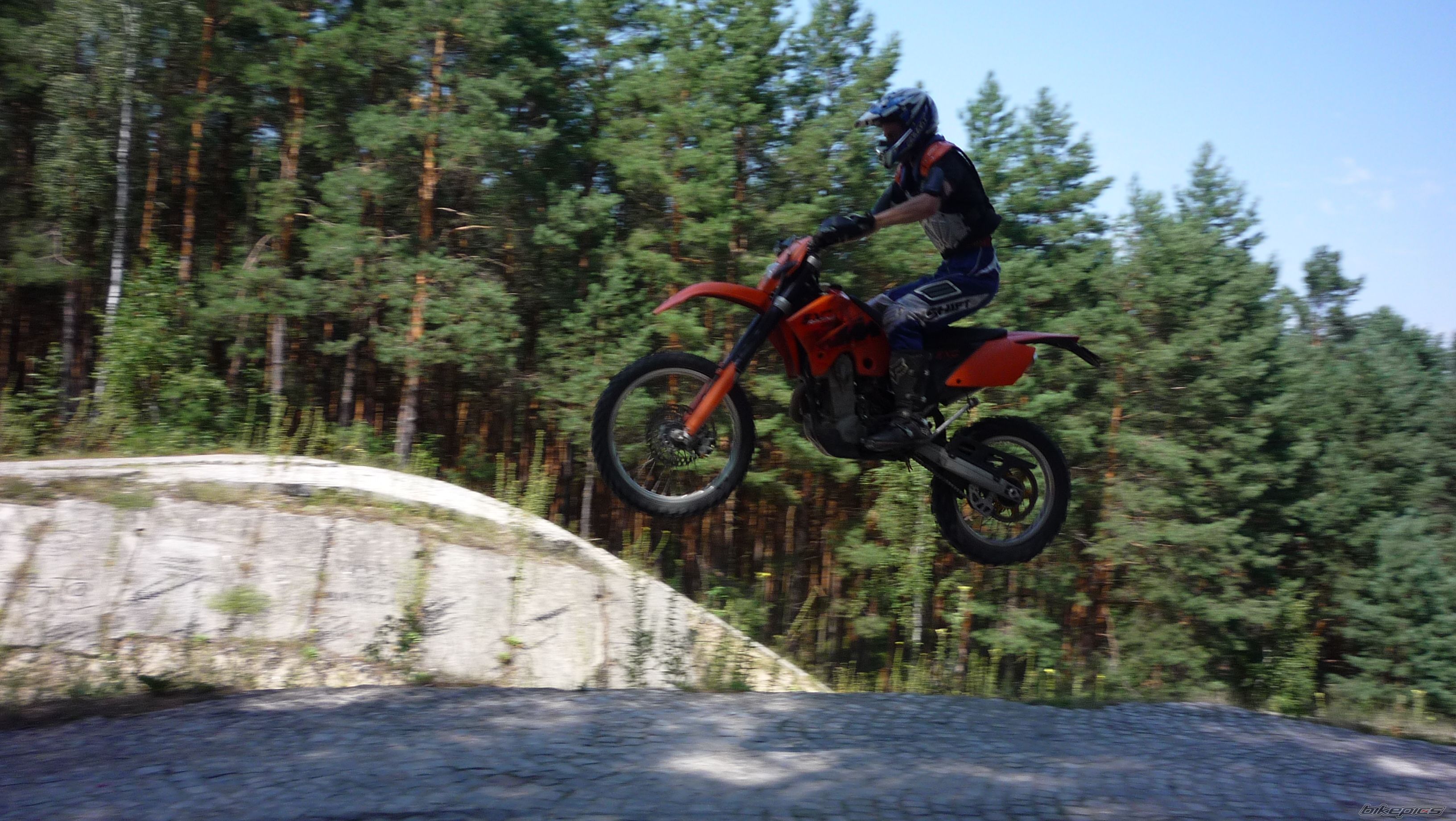 Bike Photo 2444676