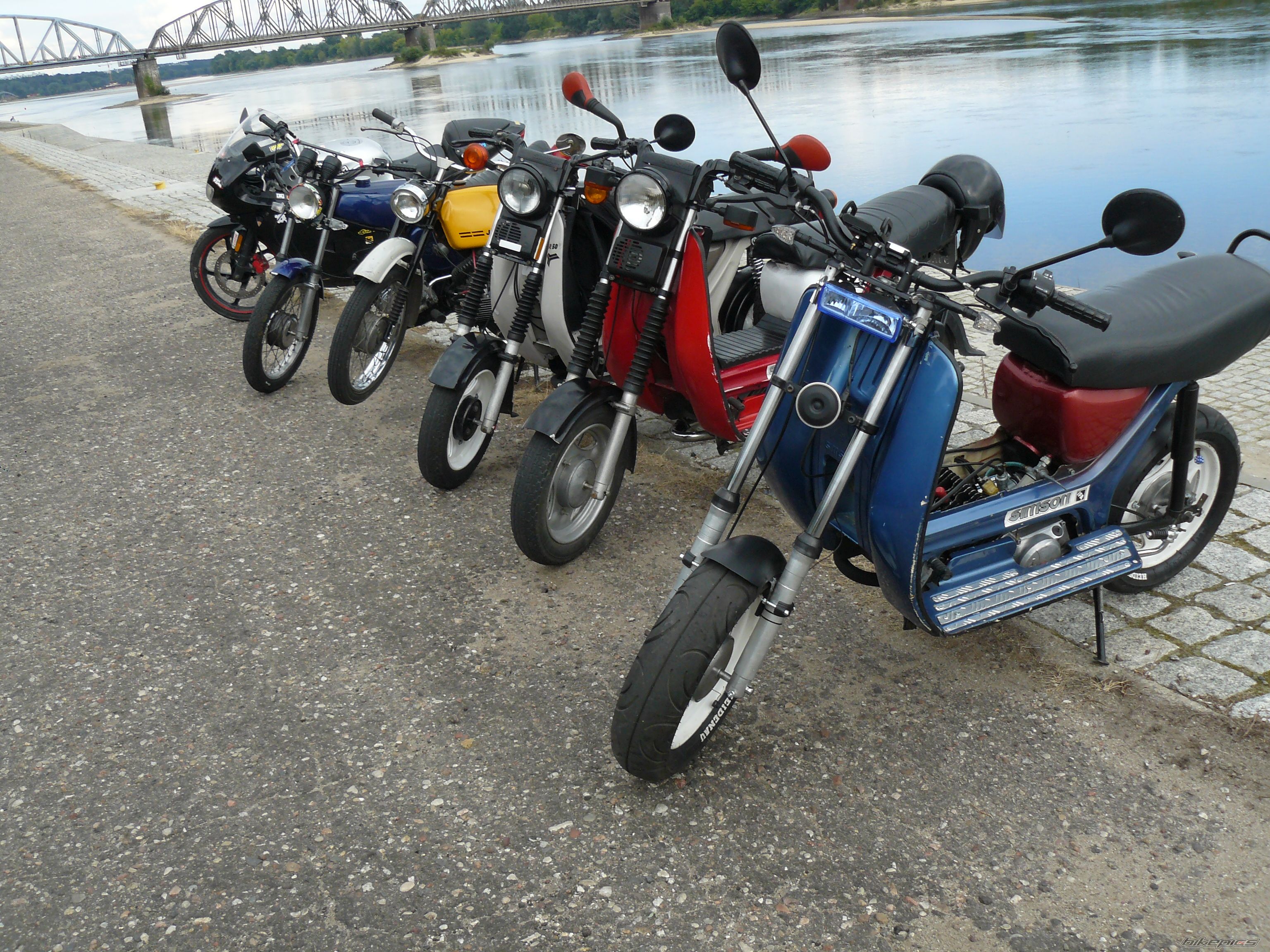 Photo 2444743