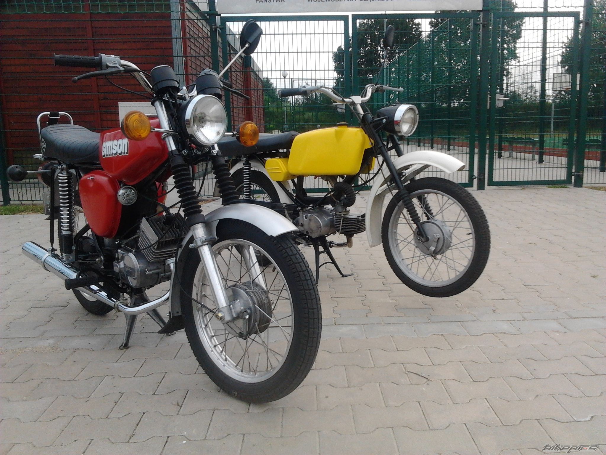 Photo 2445313