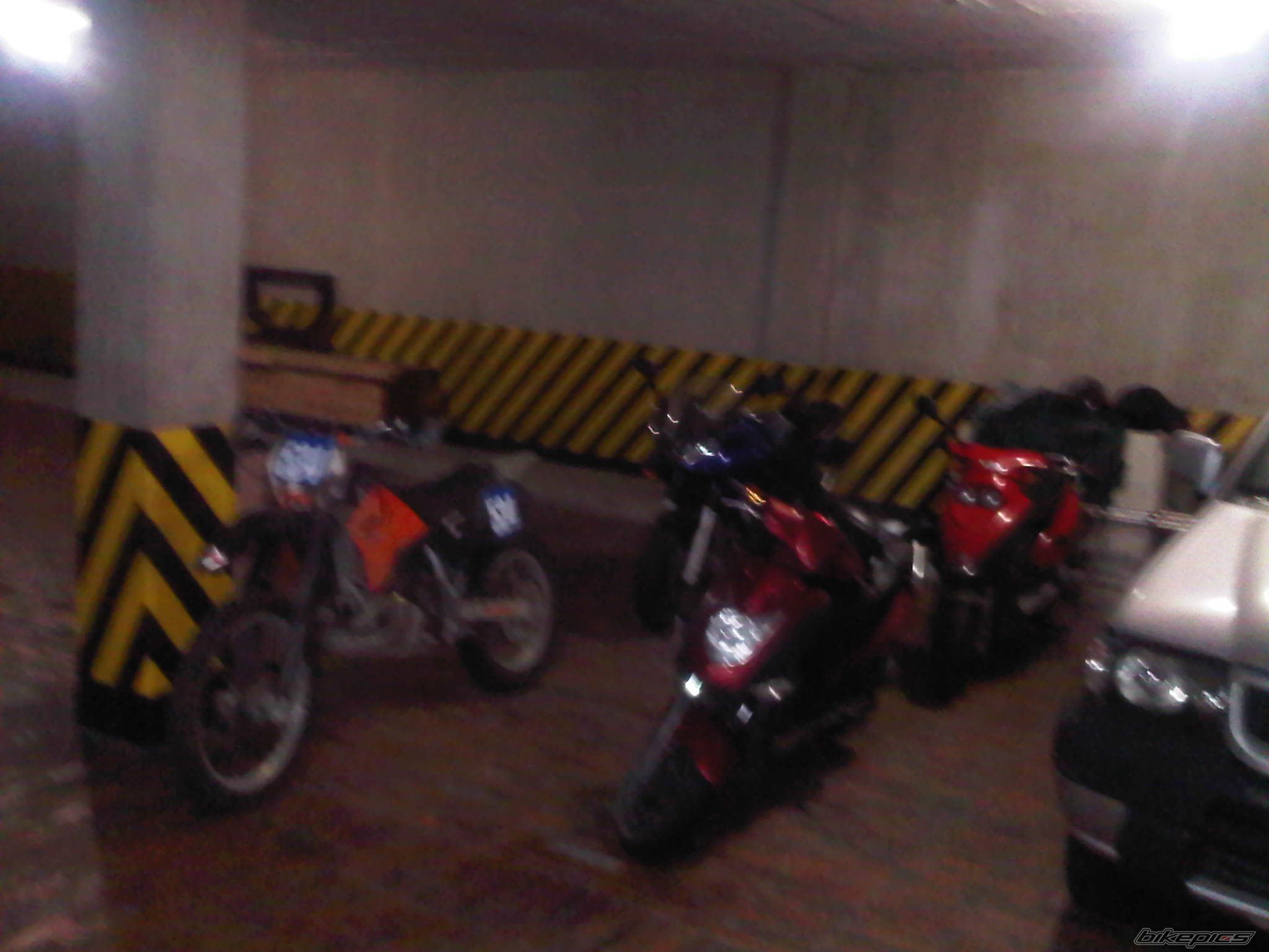 Photo 2445477