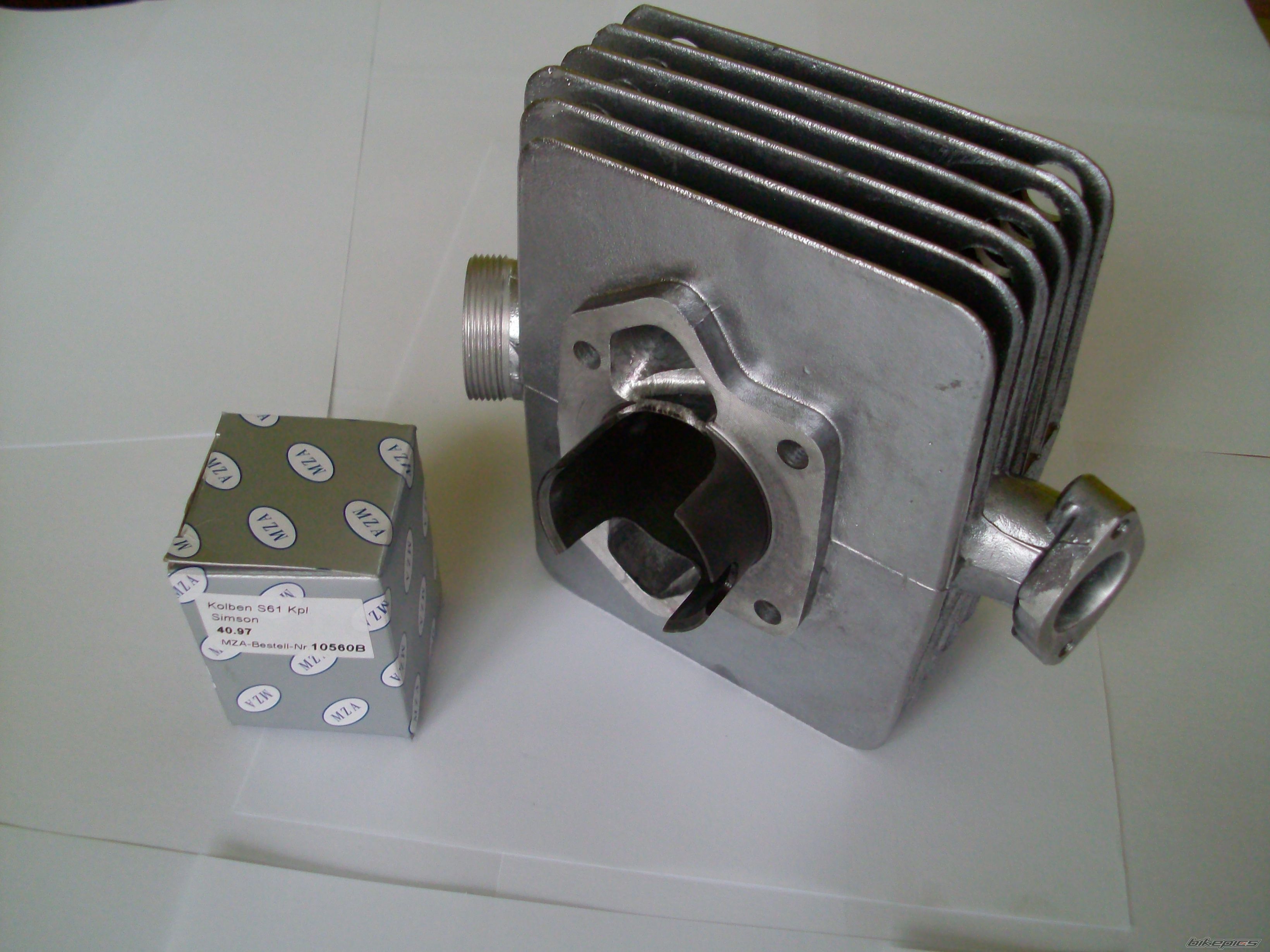 Photo 2445585