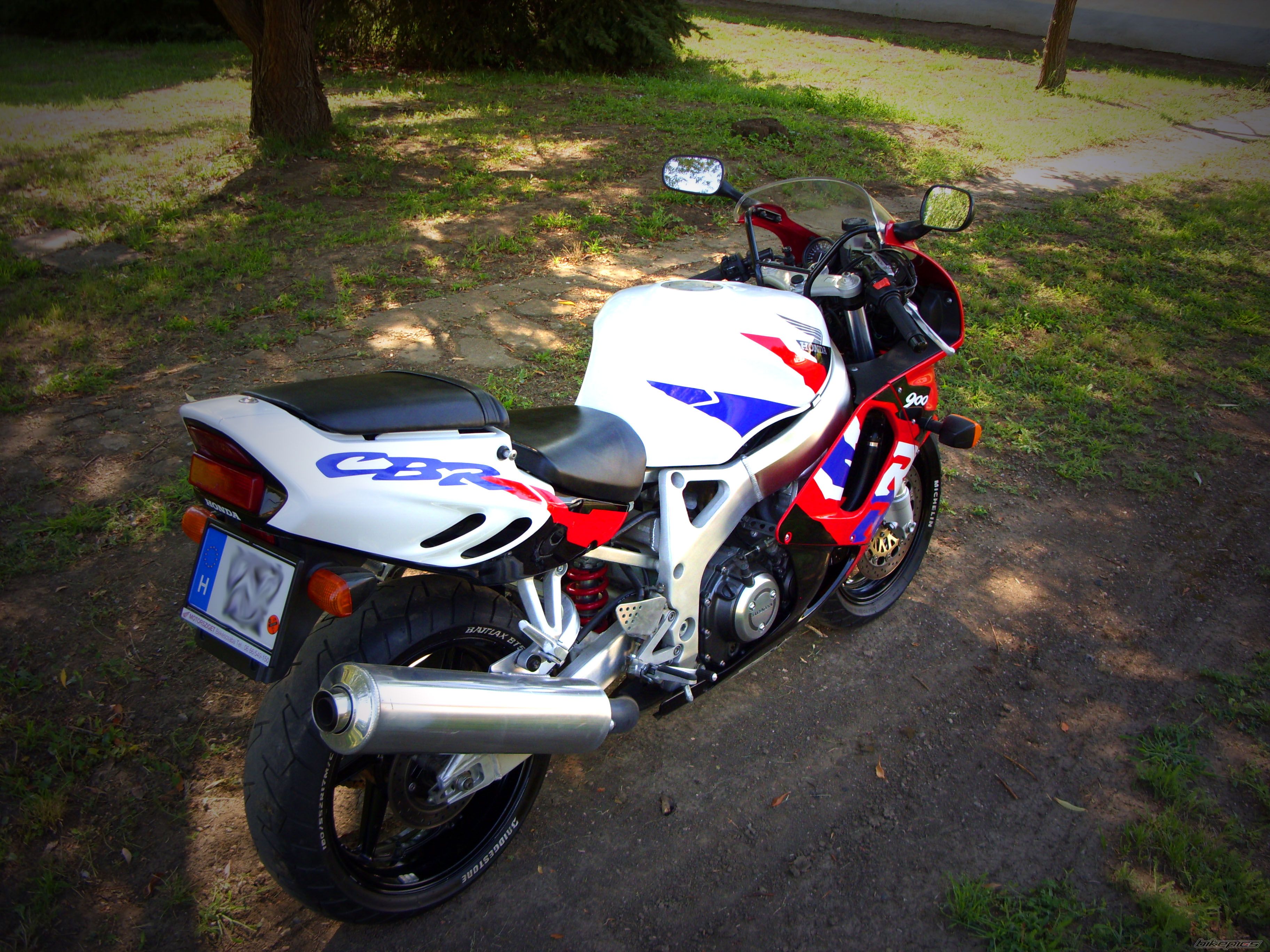 Photo 2445694