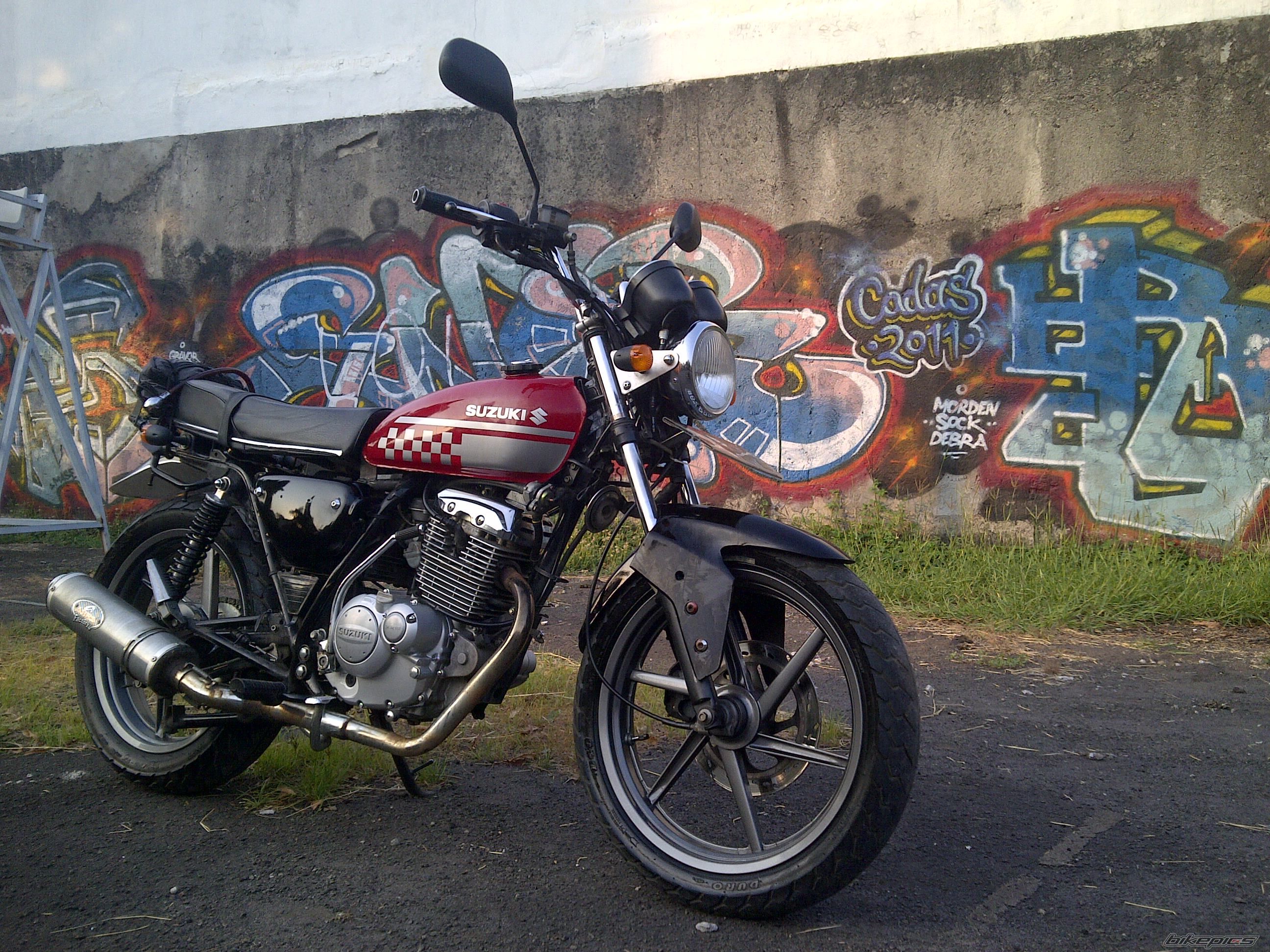 Photo 2445896