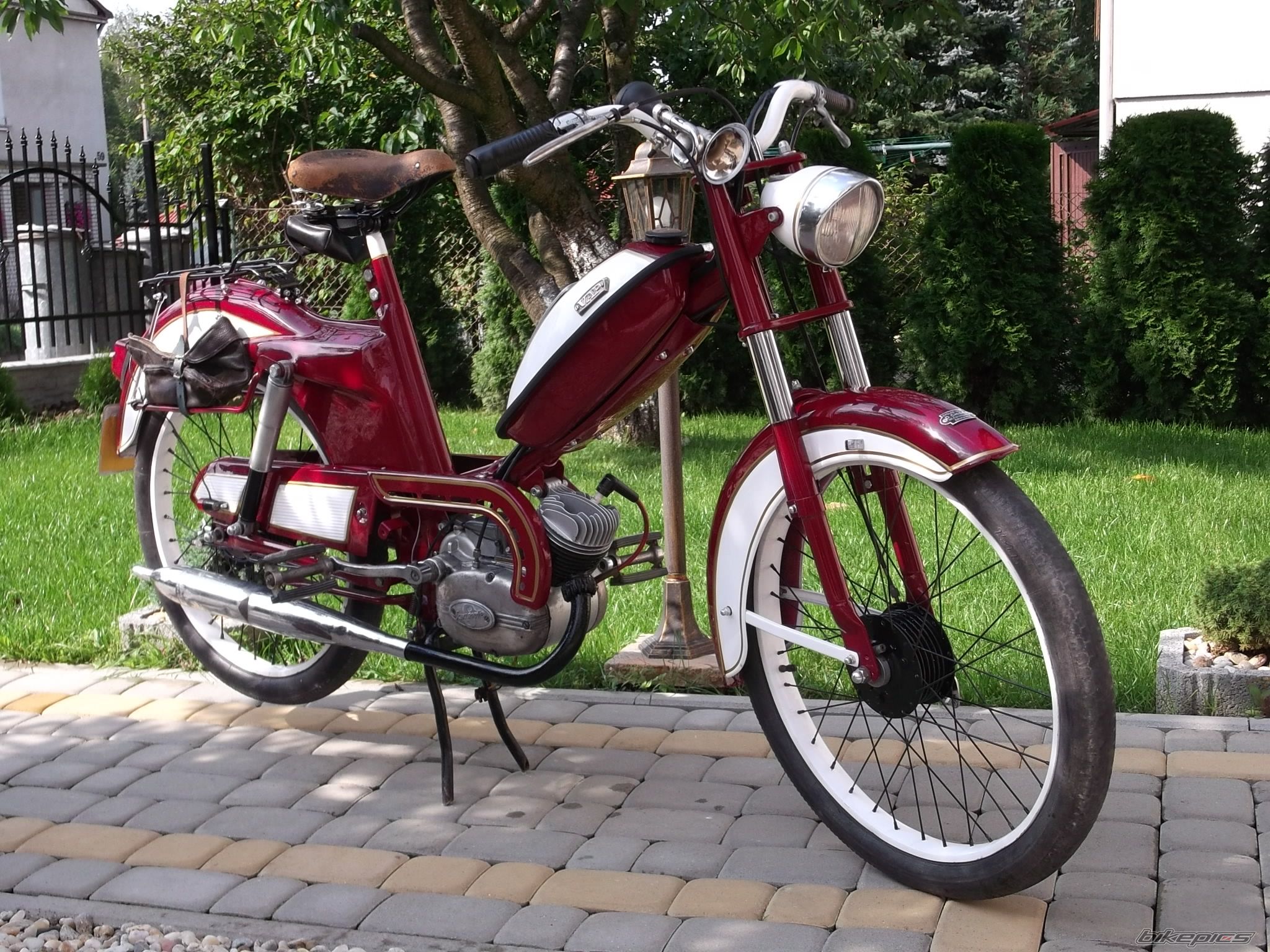 Photo 2446021