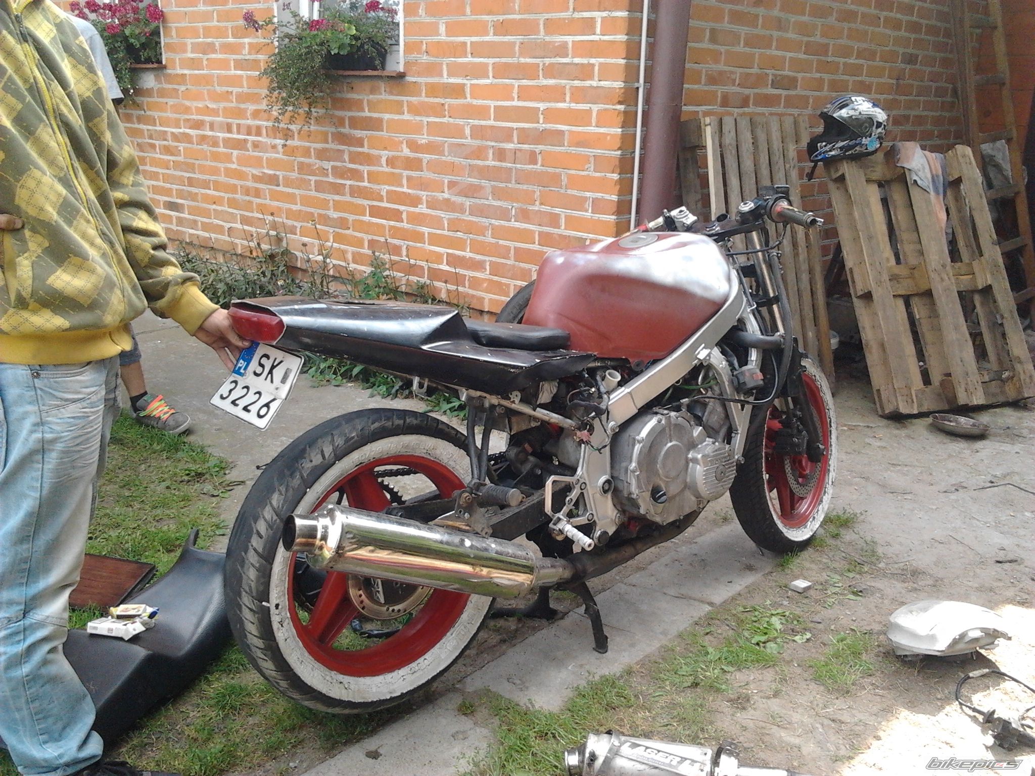 Photo 2446055