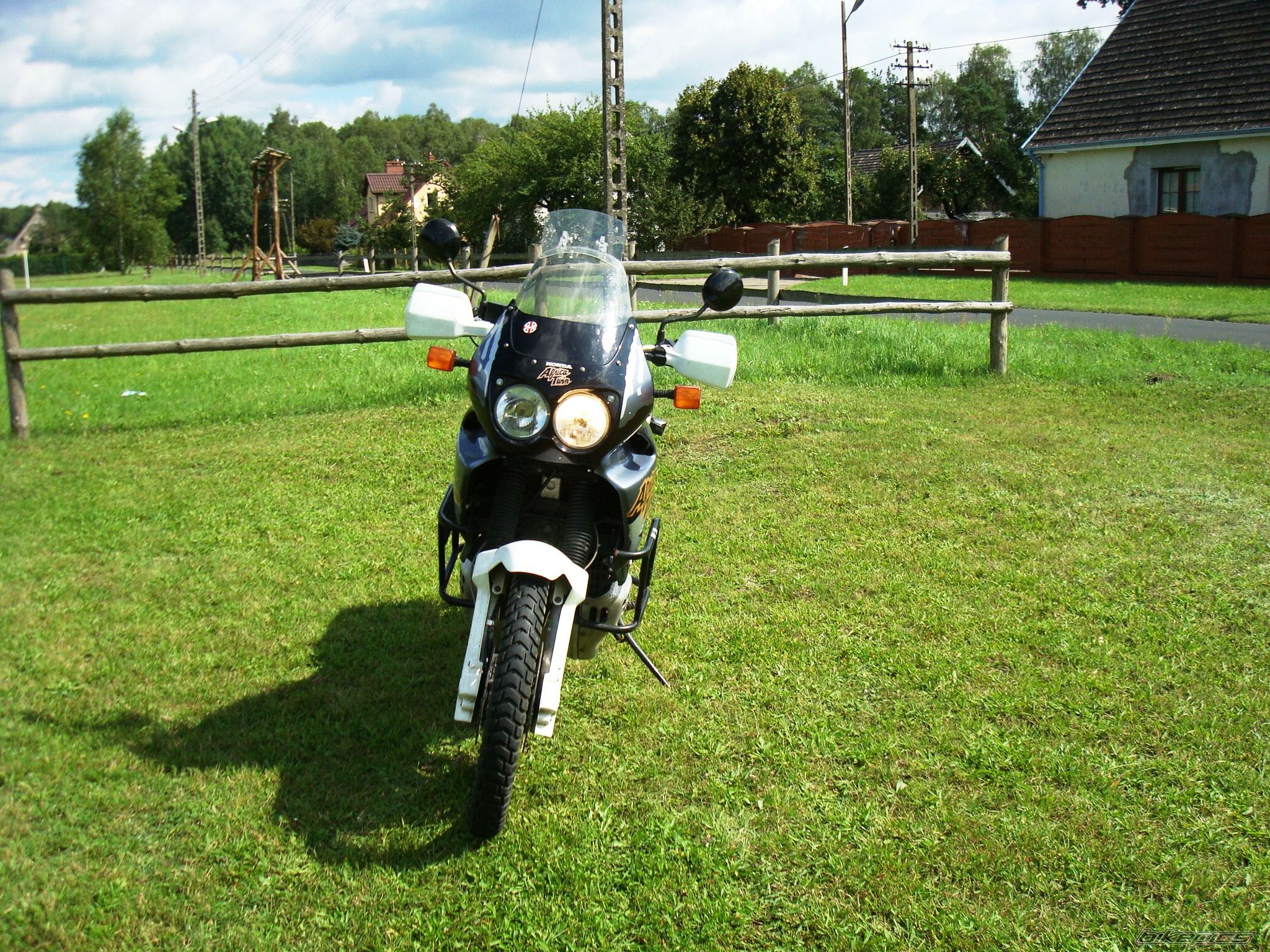 Photo 2446258