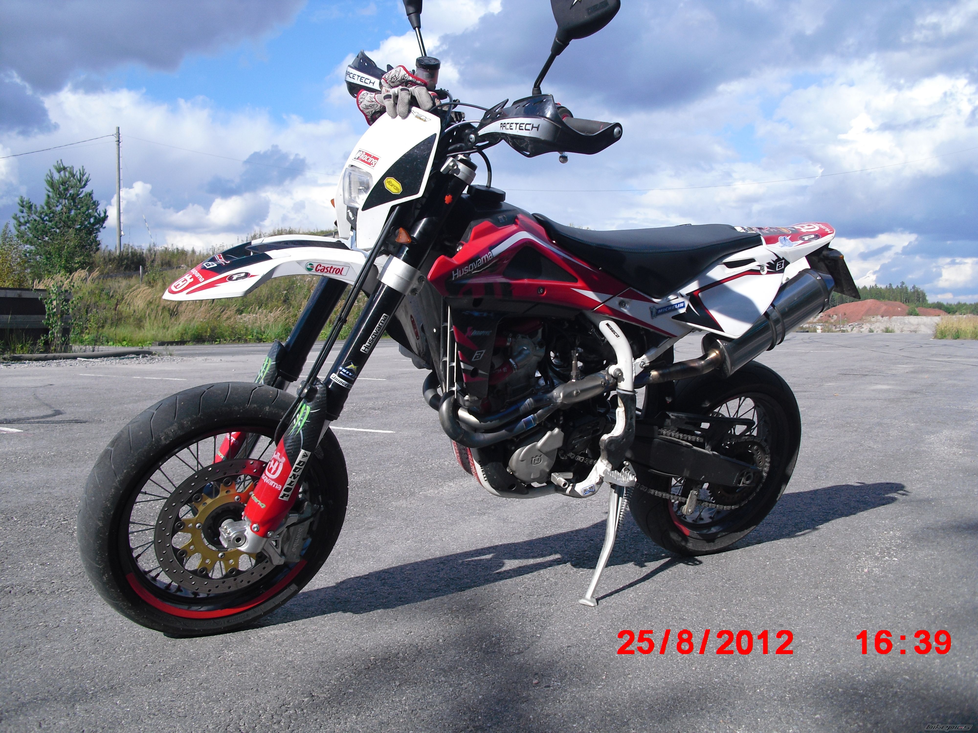Photo 2446502