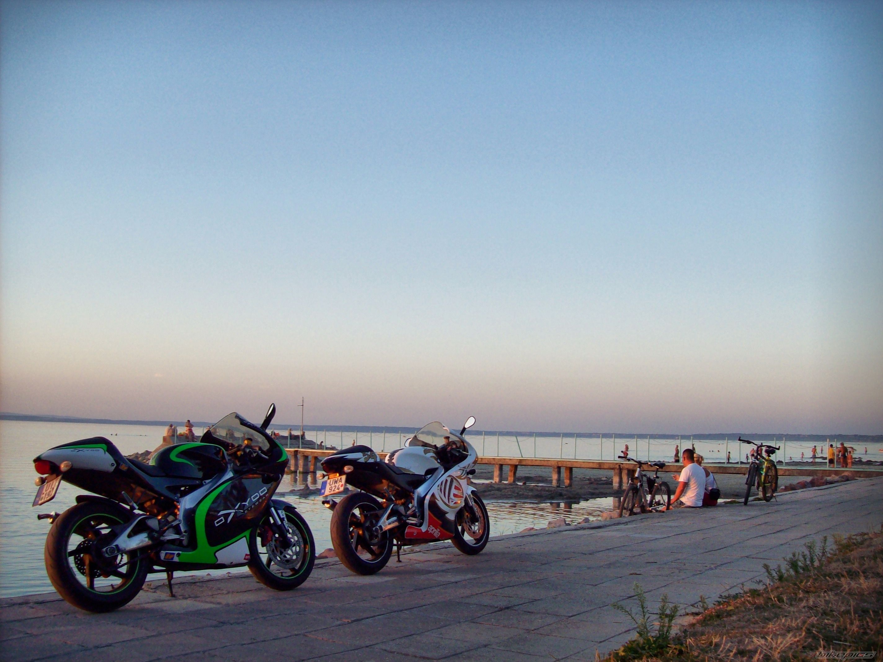 Photo 2446777