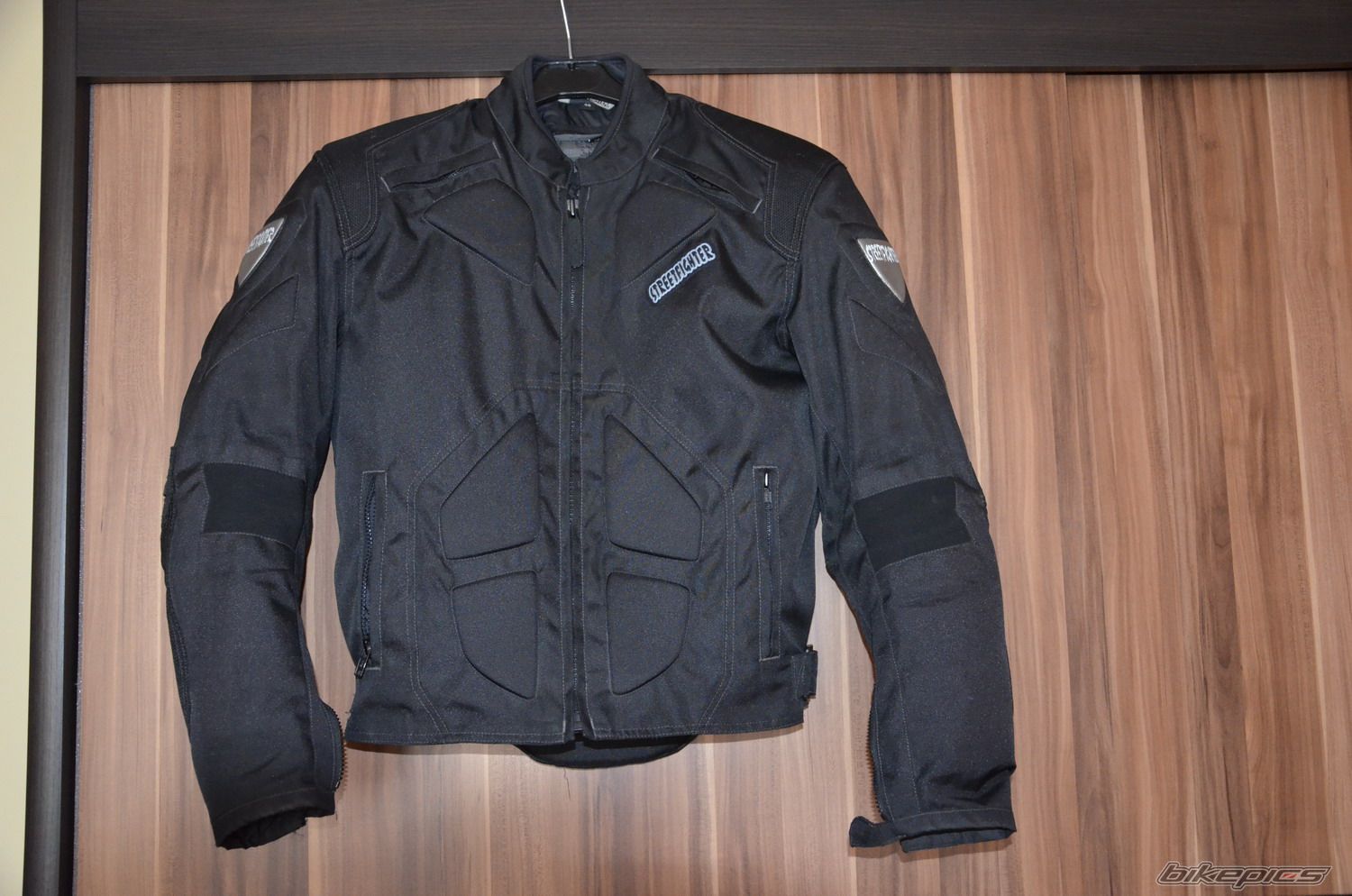 Photo 2446972