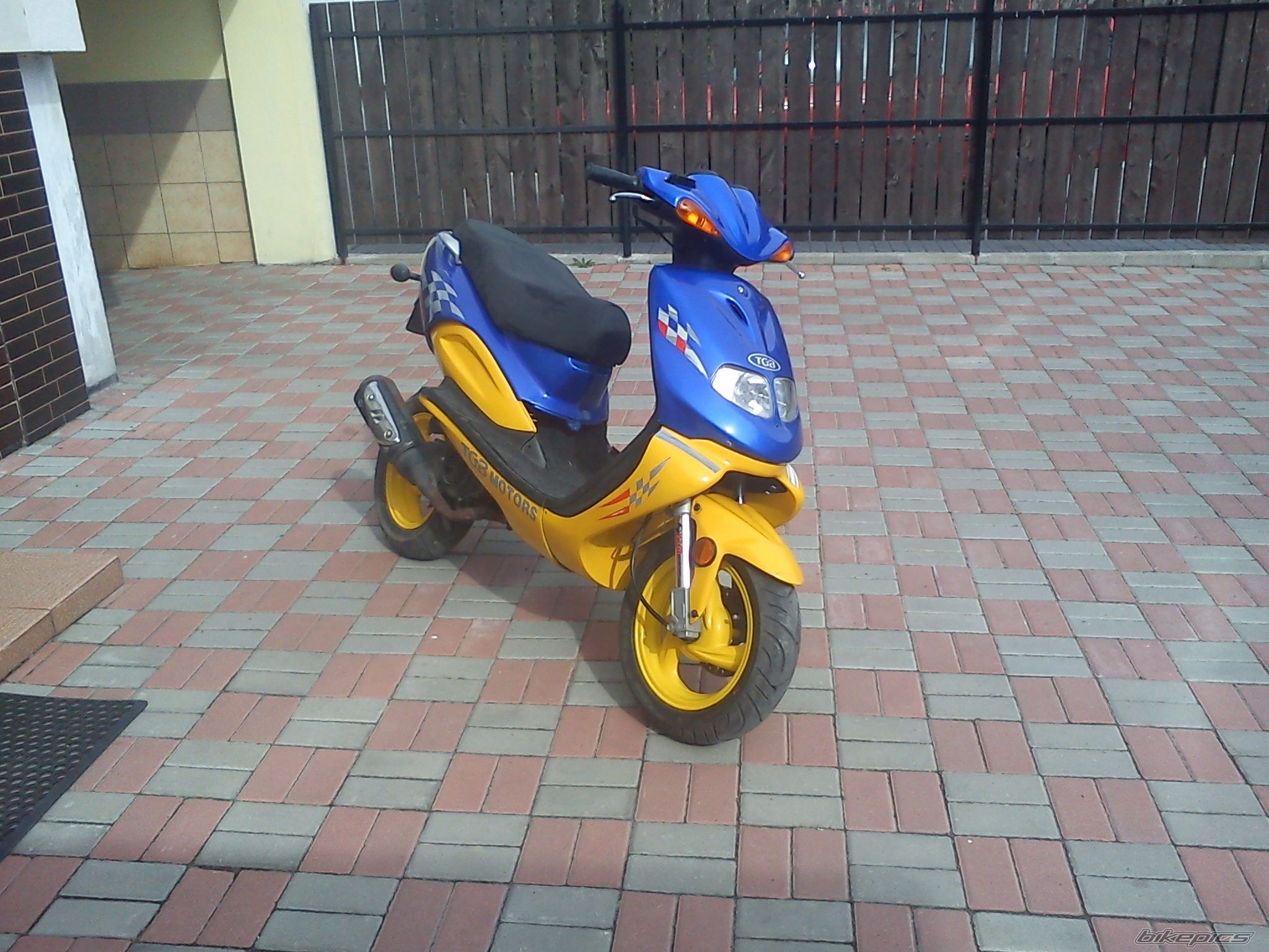 Photo 2446975