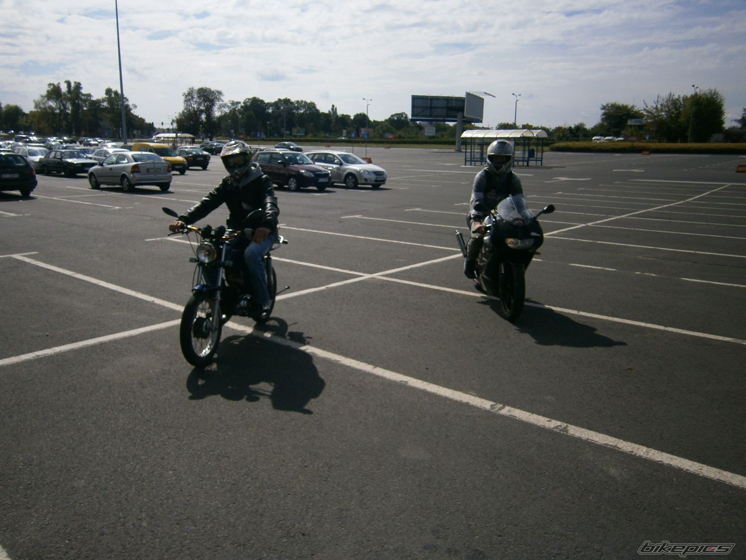Photo 2447036