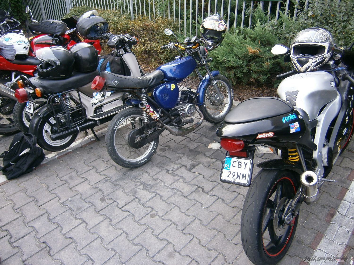 Photo 2447052