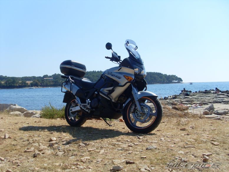 Photo 2447176