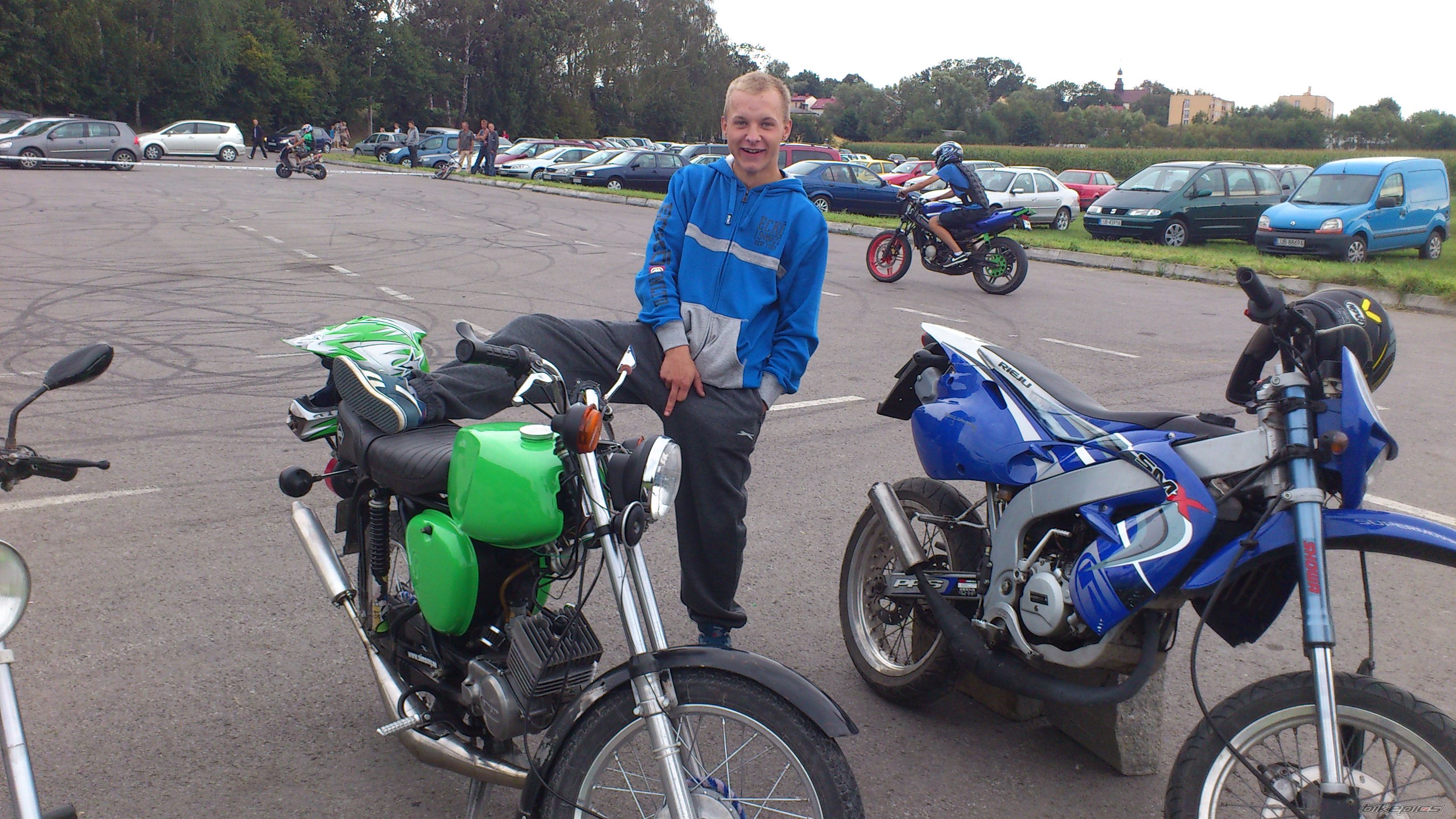 Photo 2447483