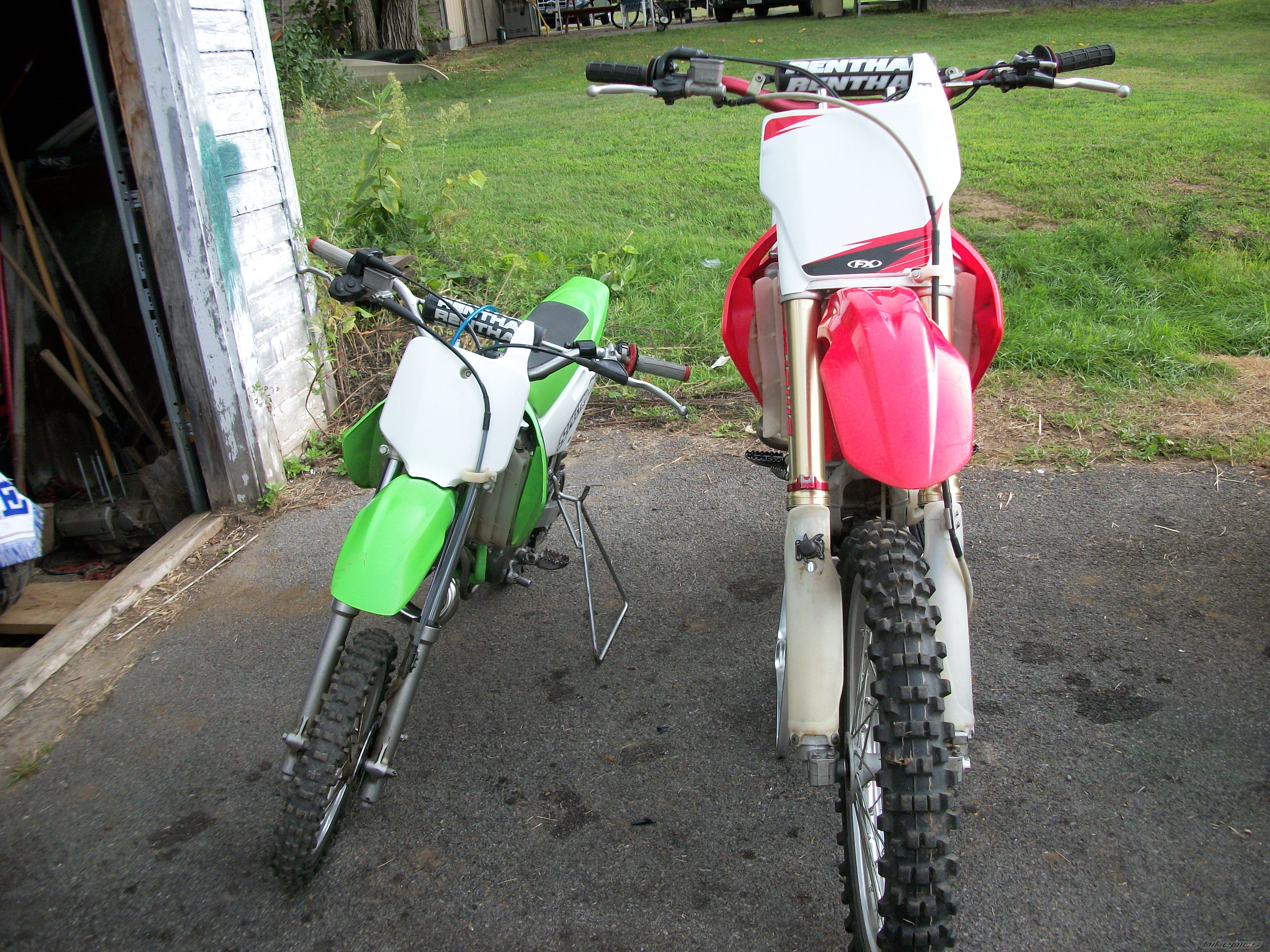 Photo 2447515