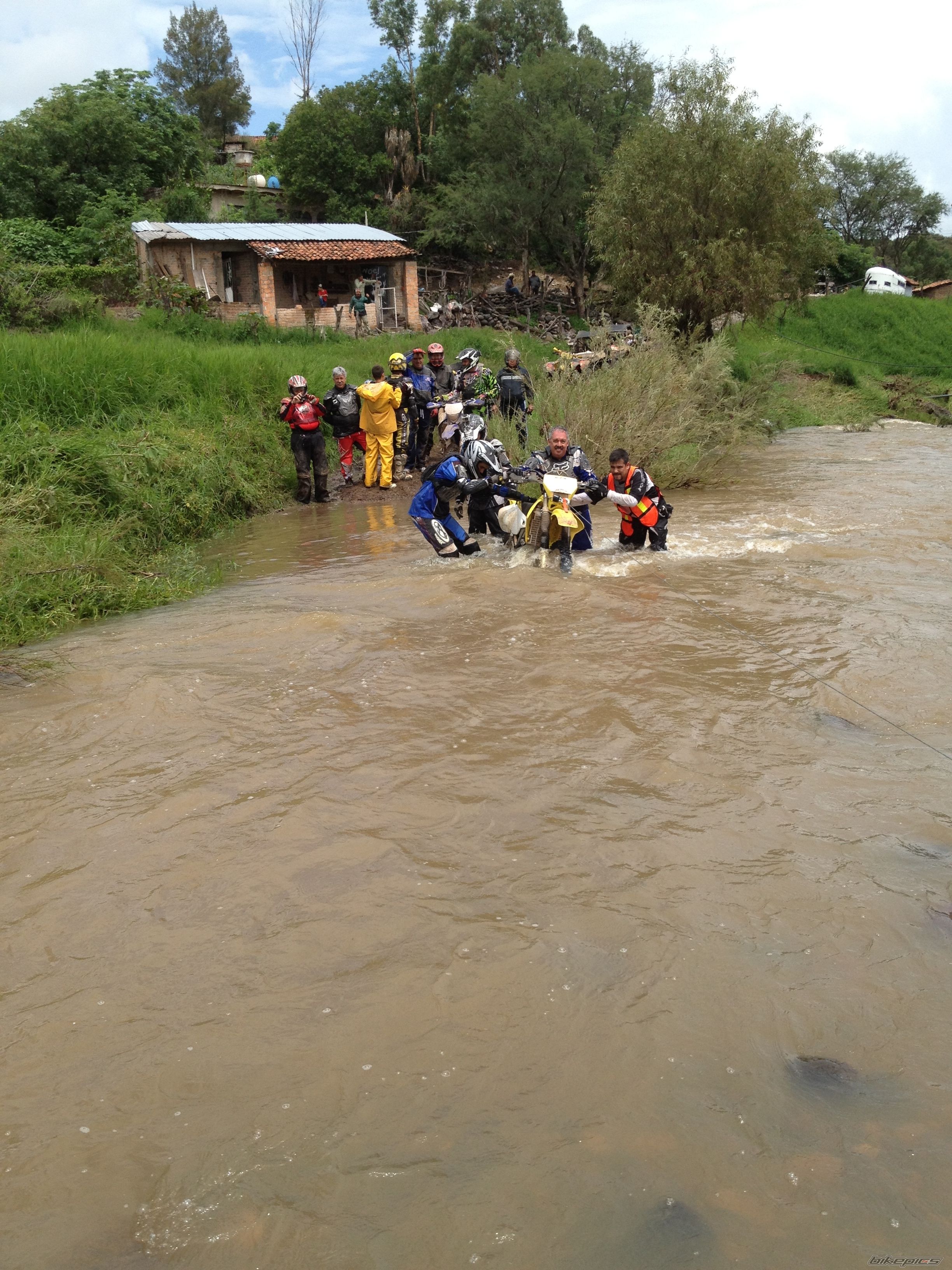 Photo 2447885