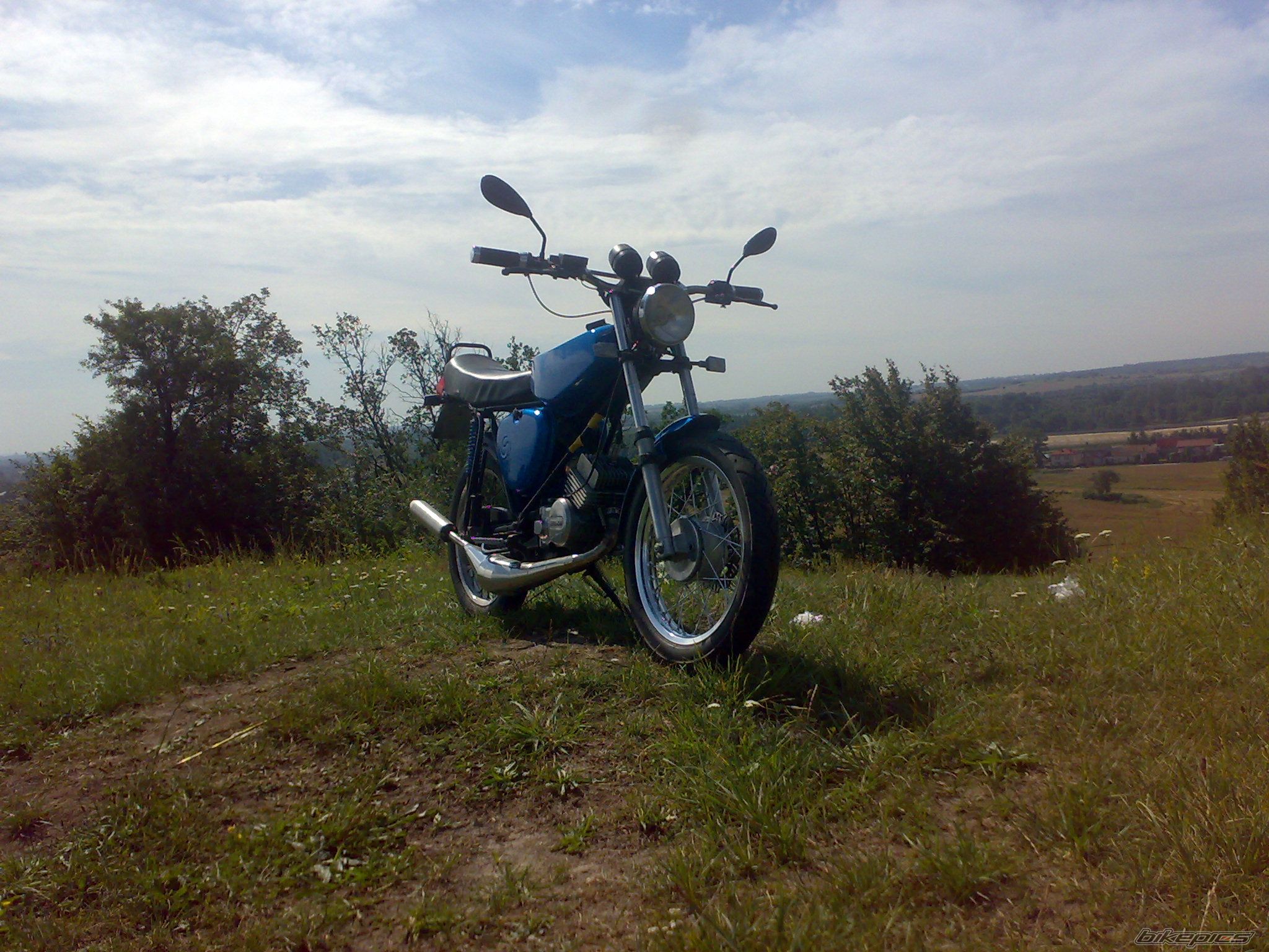 Photo 2448155