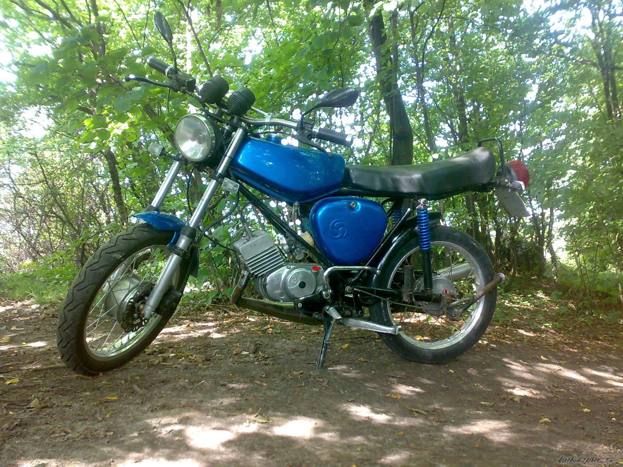 Photo 2448170