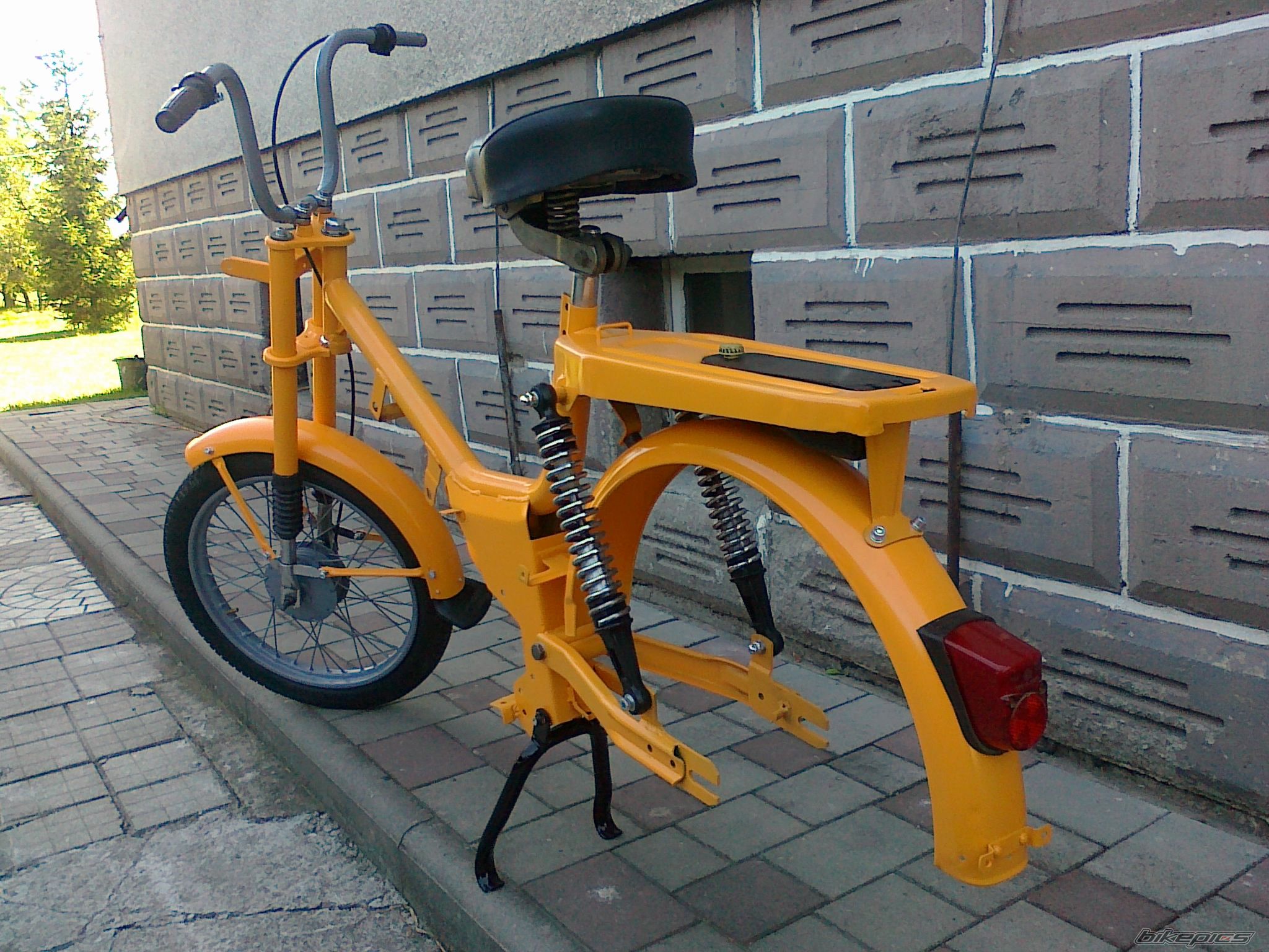 Photo 2448330