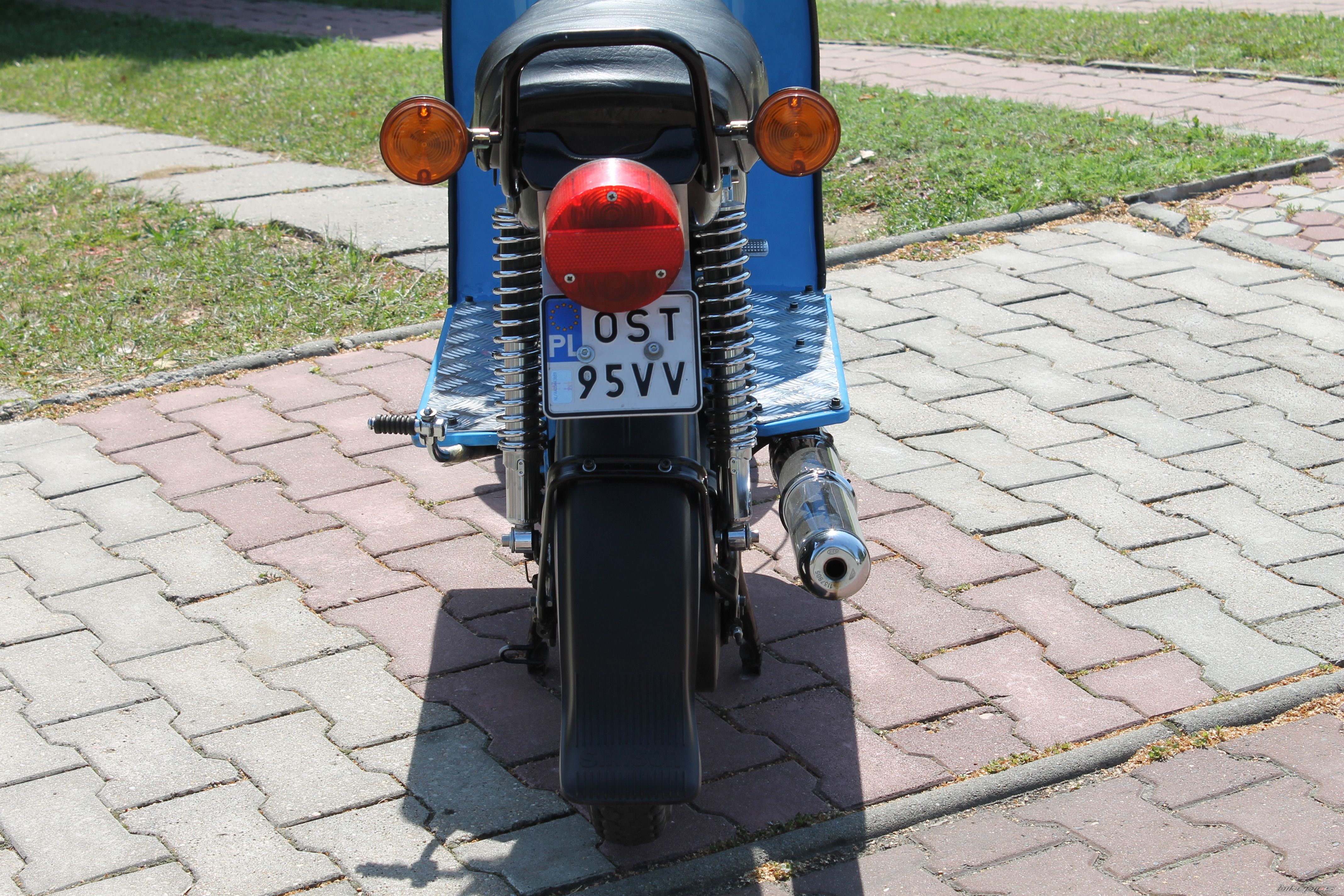 Photo 2448578