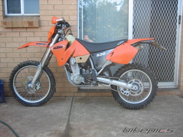 Photo 2448710