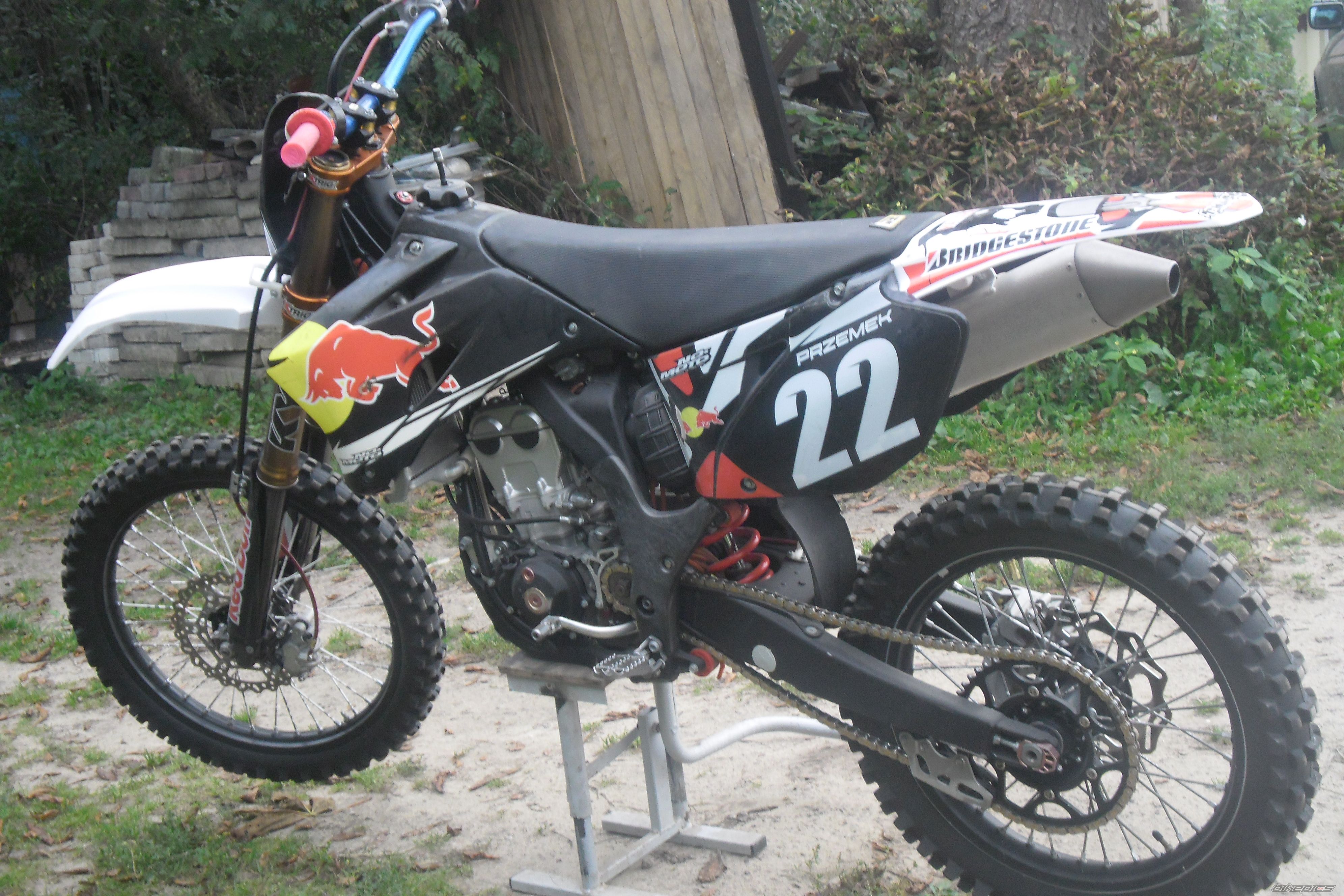 Photo 2448872