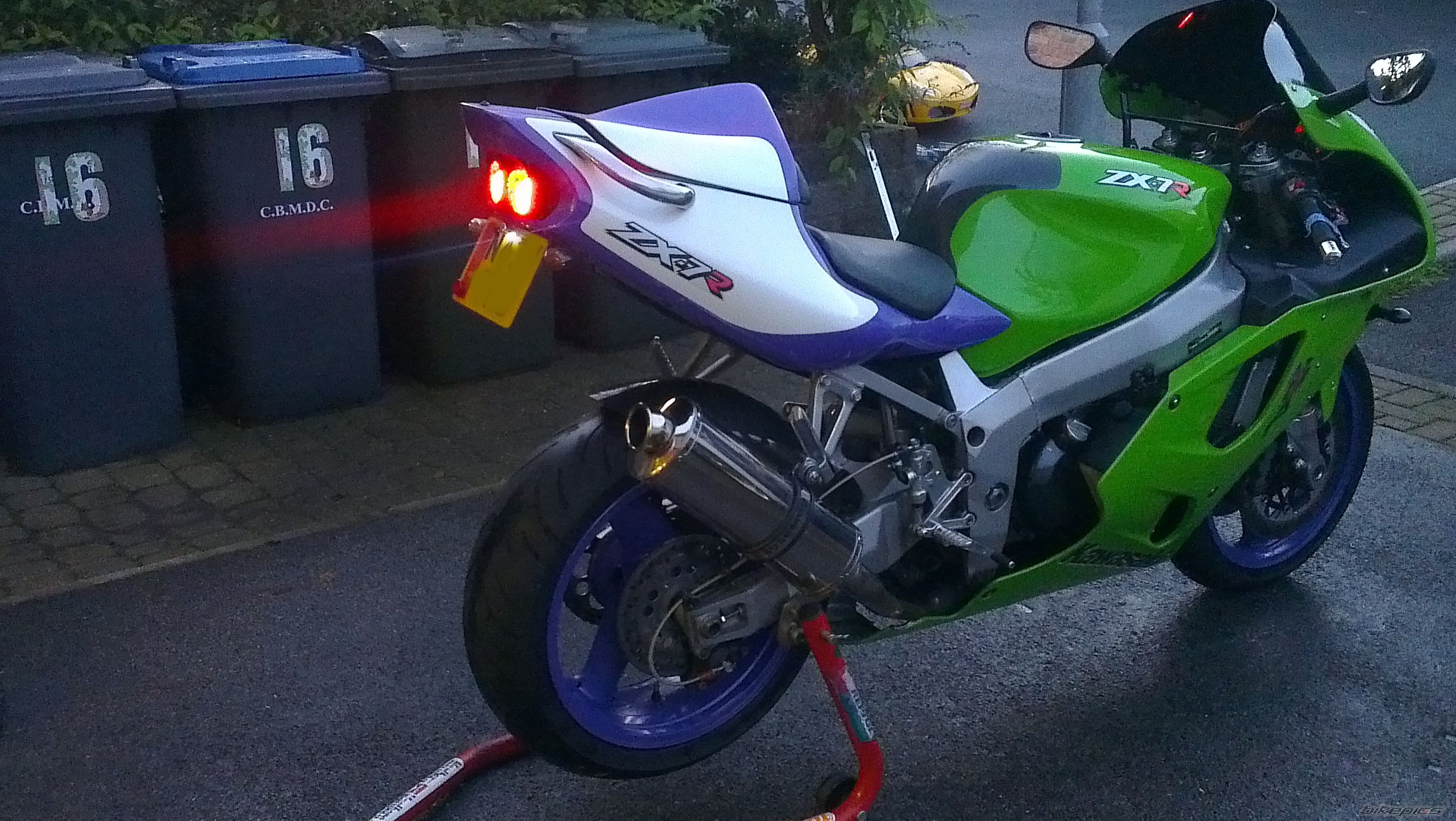 Photo 2448925