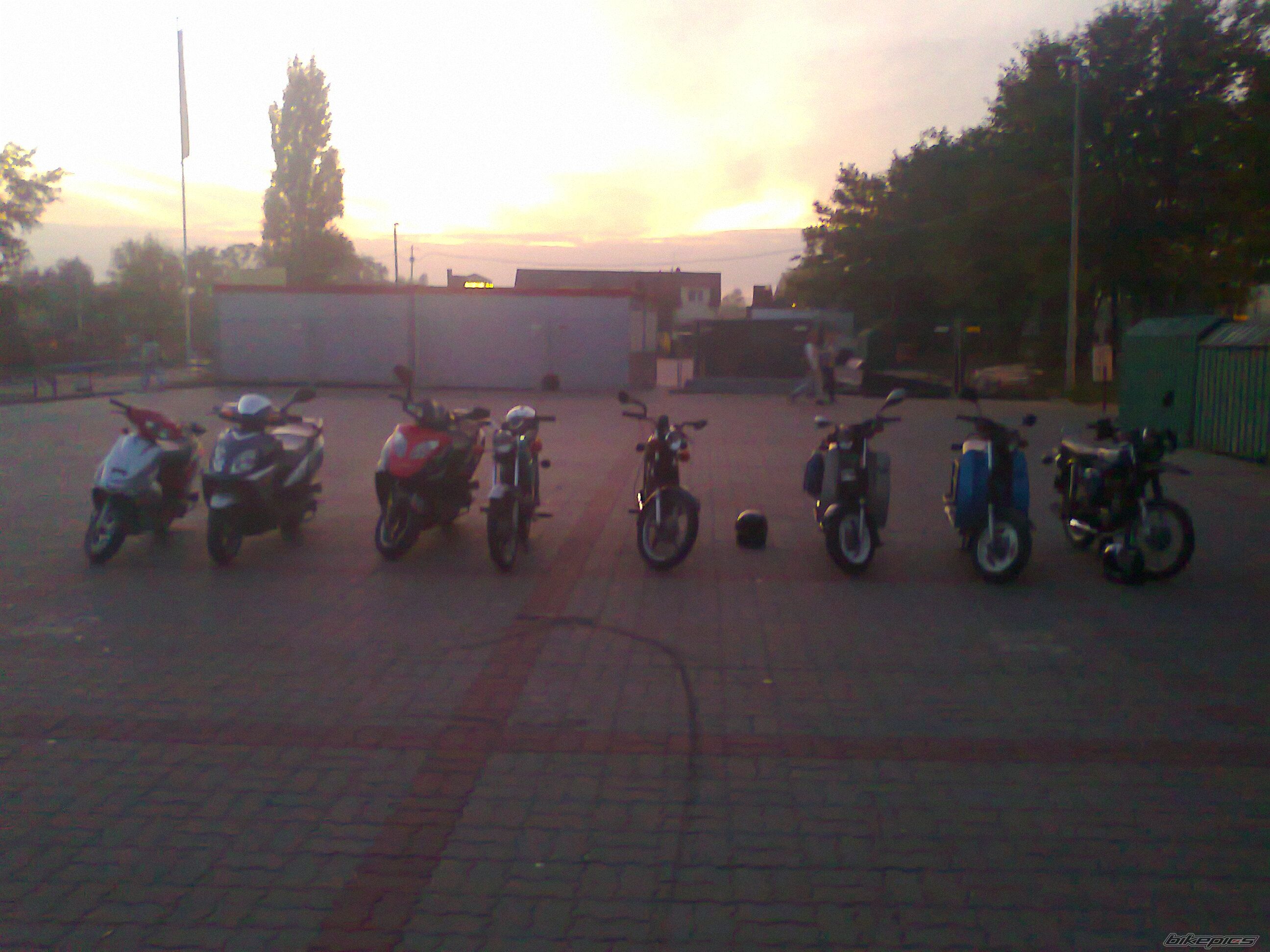 Photo 2448935