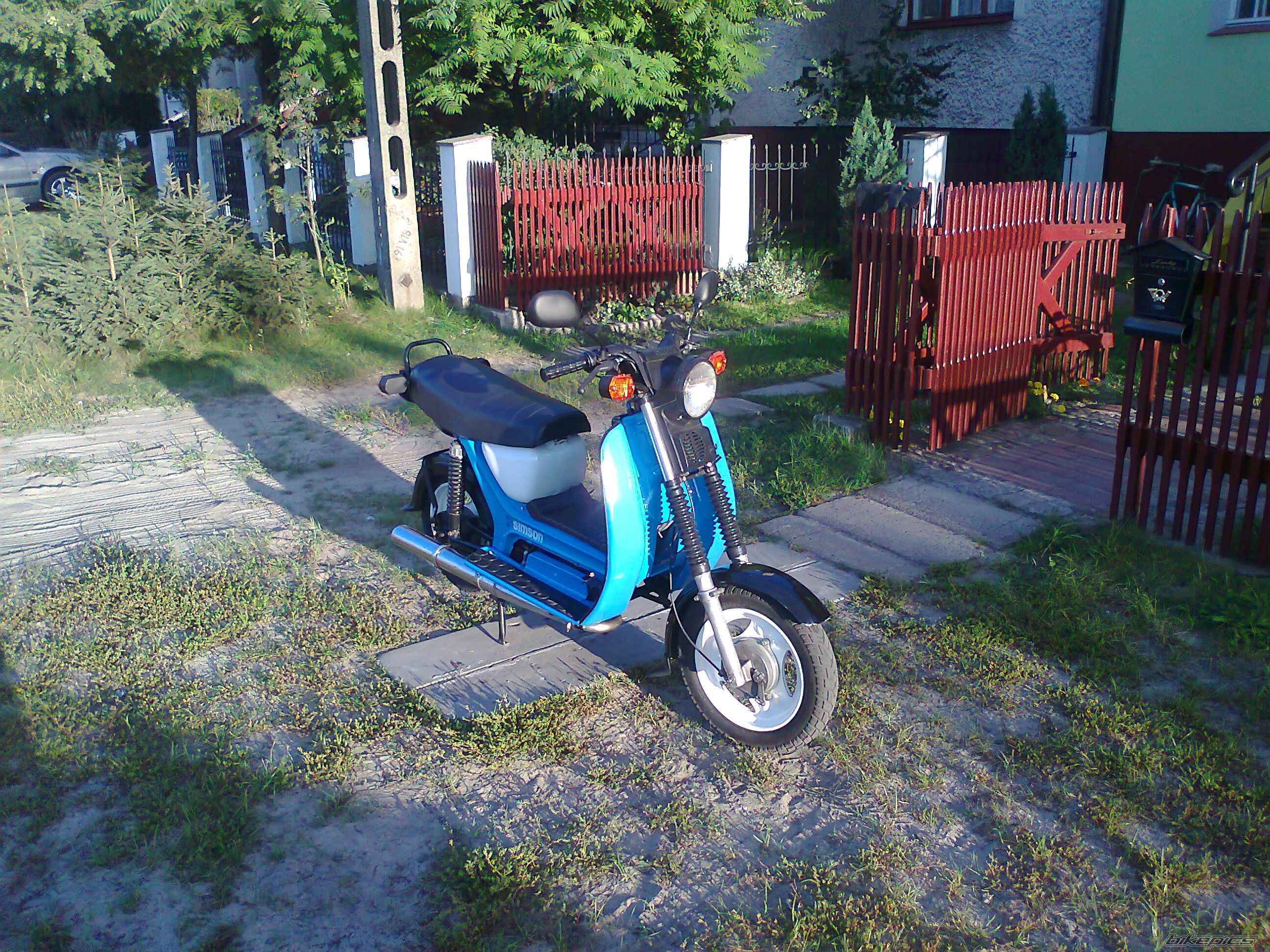 Photo 2448975