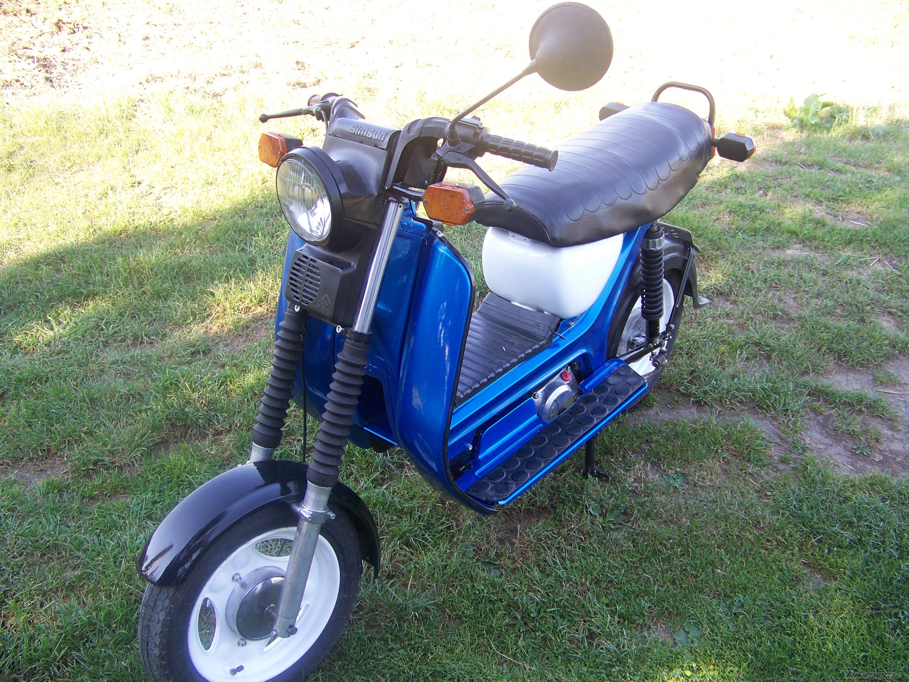 Photo 2448990
