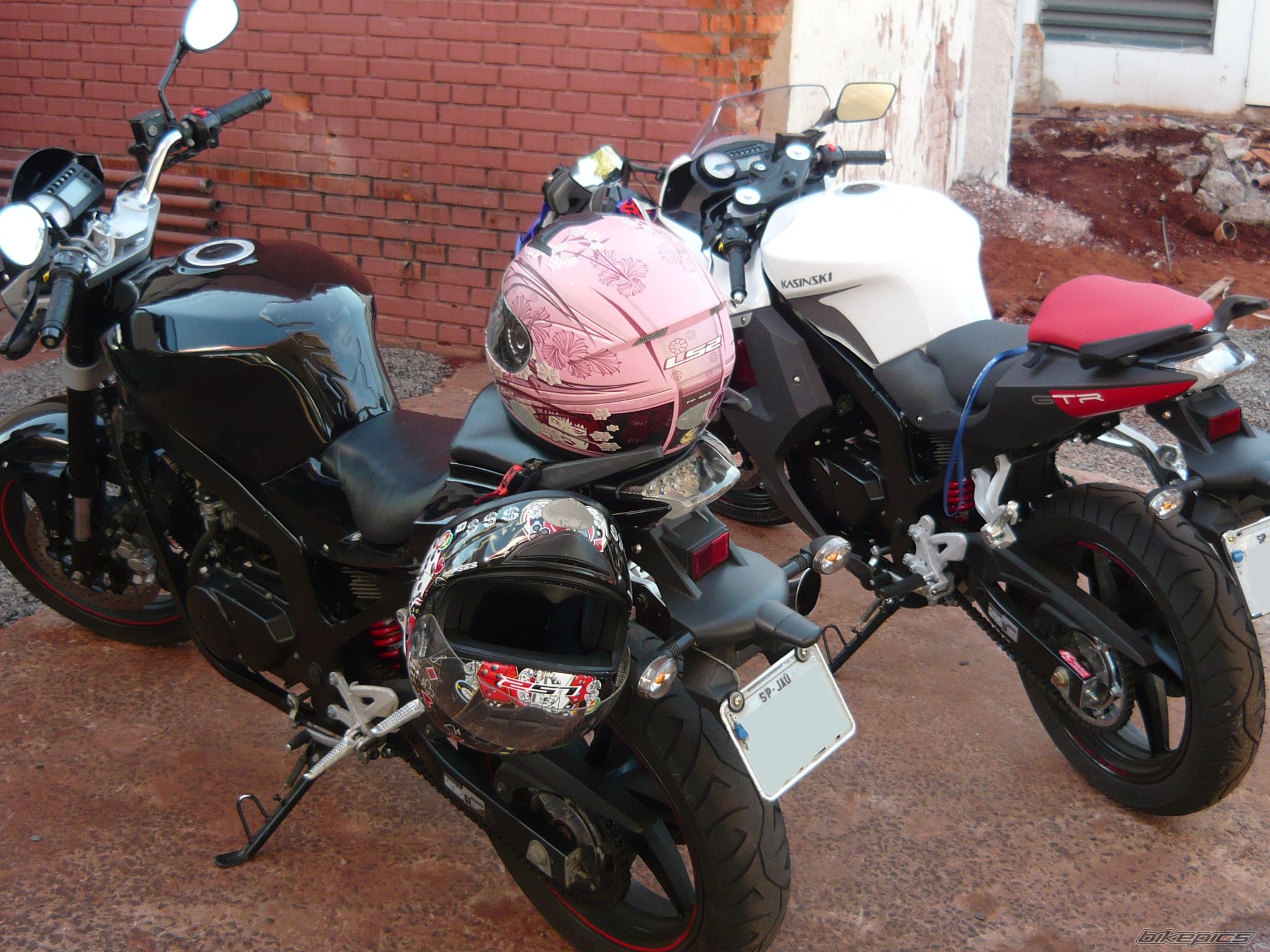 Photo 2448998