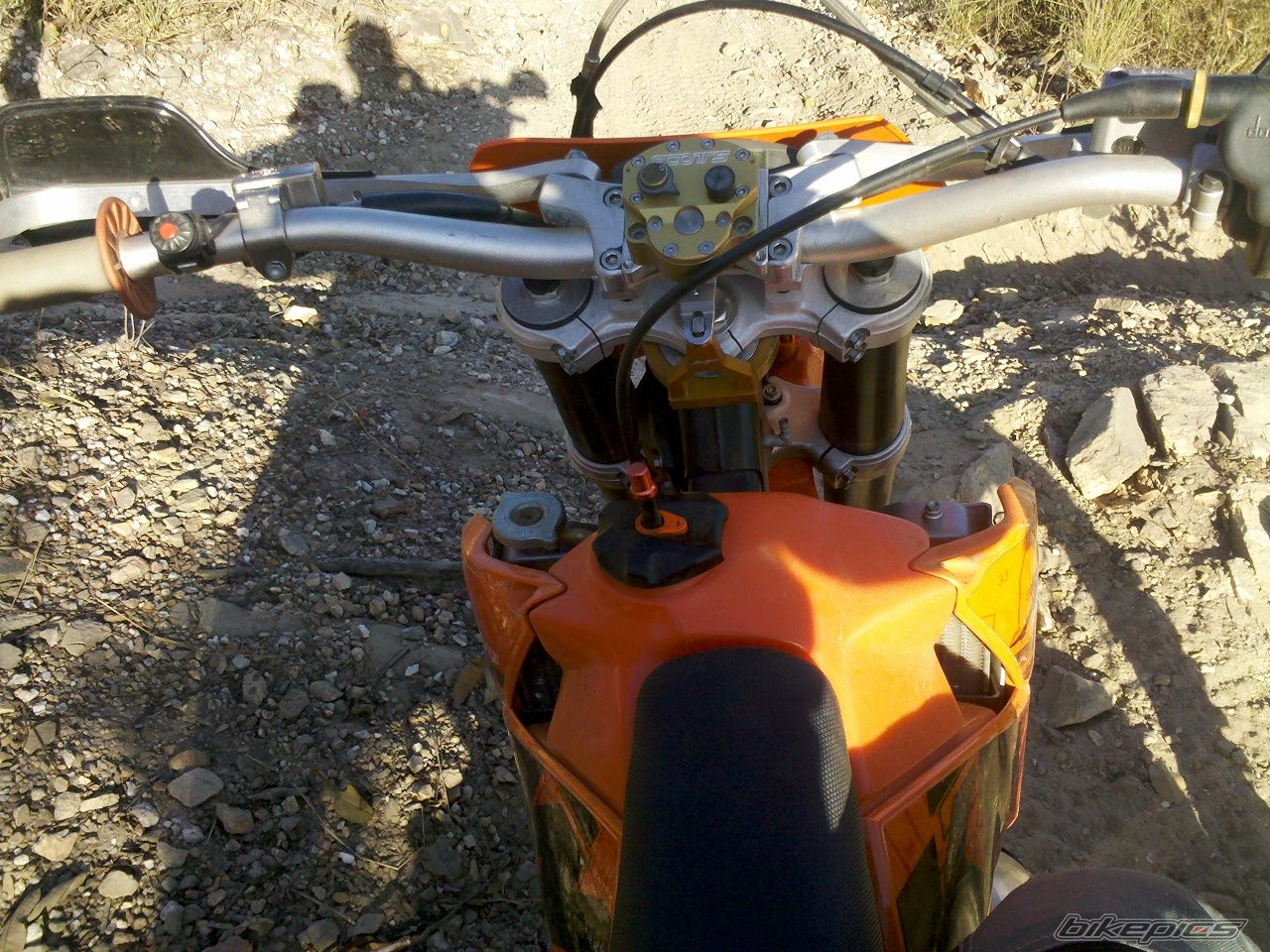 Photo 2449177