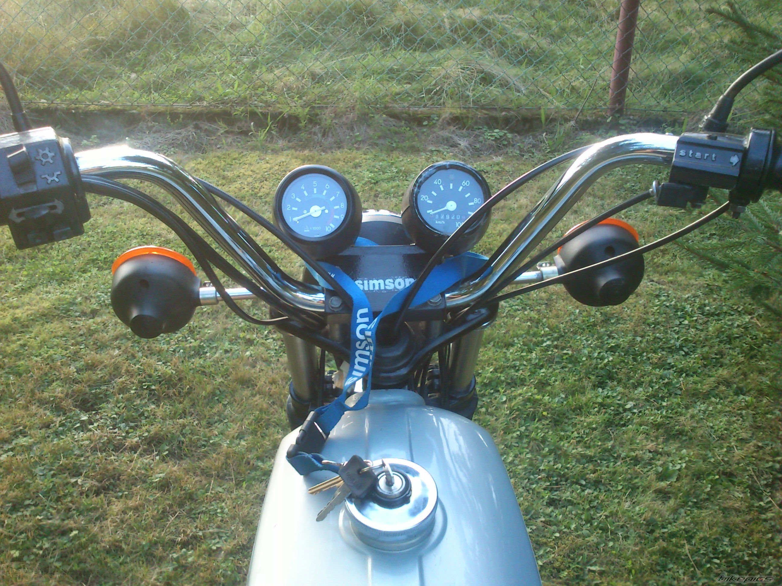 Photo 2449249