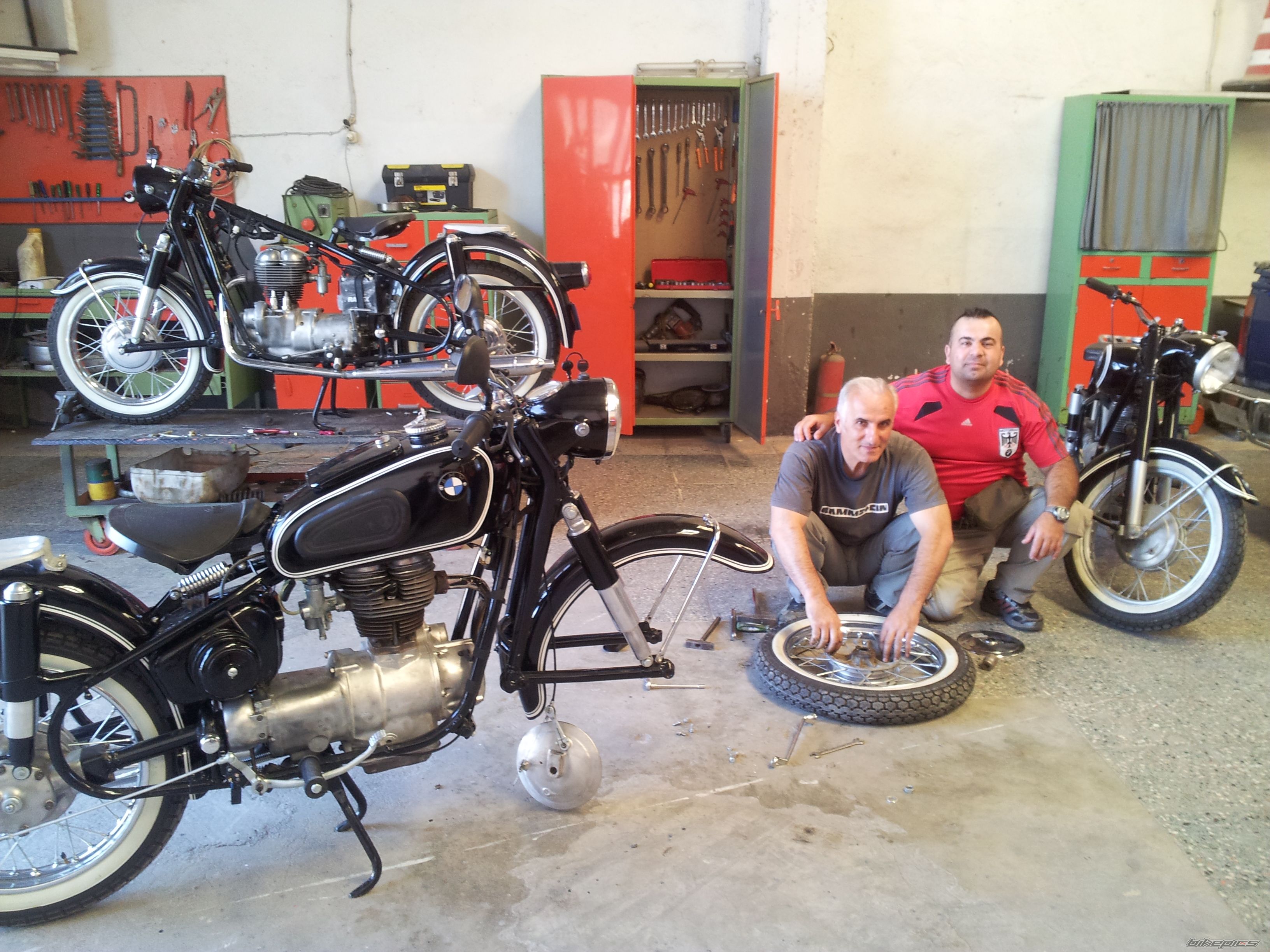Photo 2449431