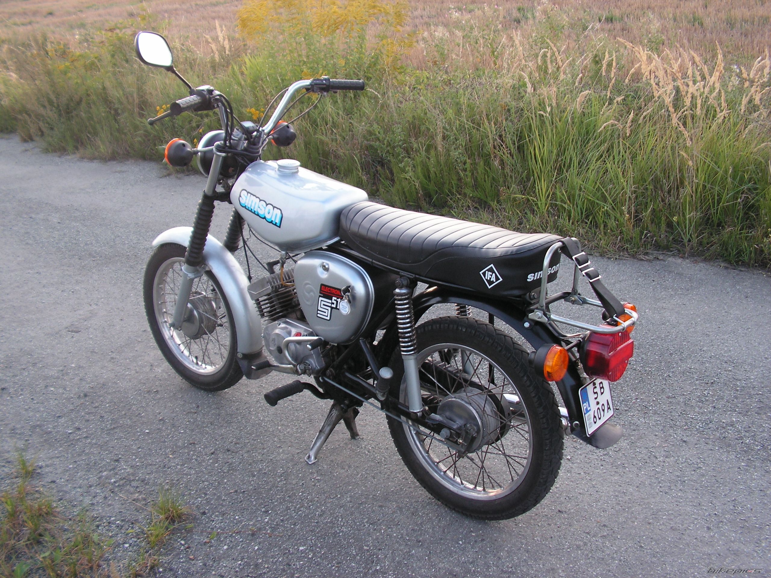 Photo 2449449