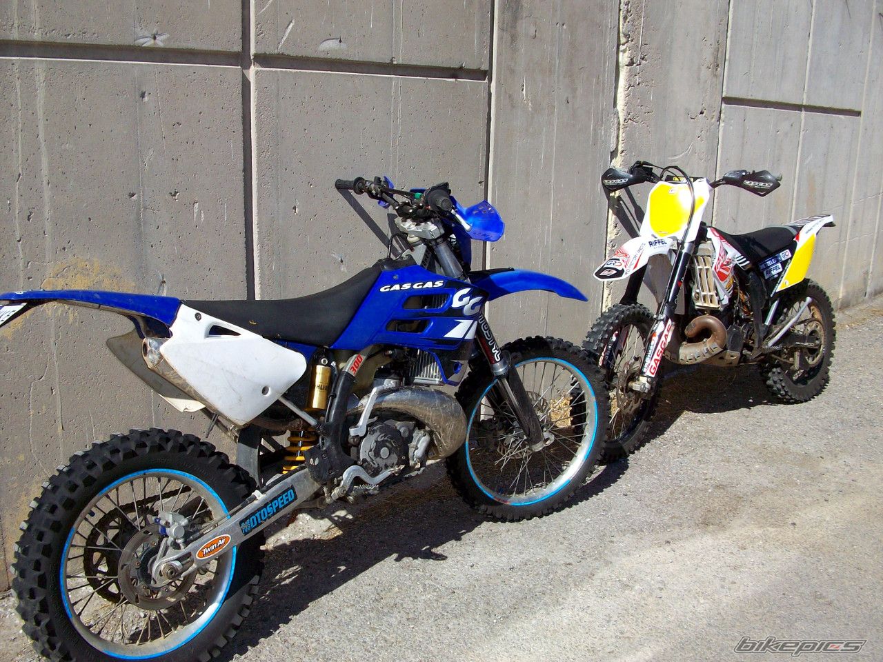 Photo 2449622