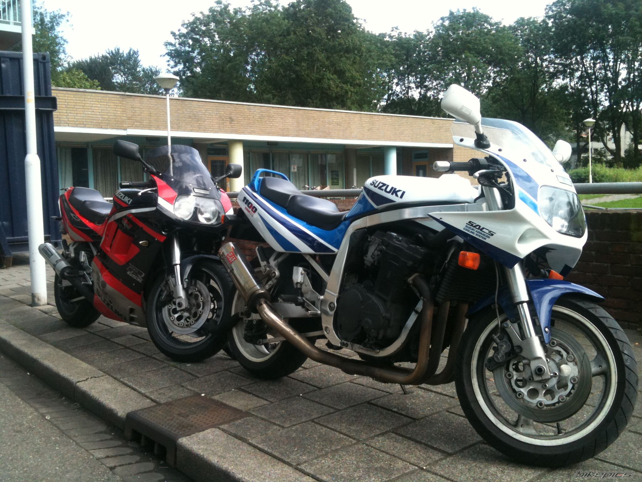 Photo 2449647