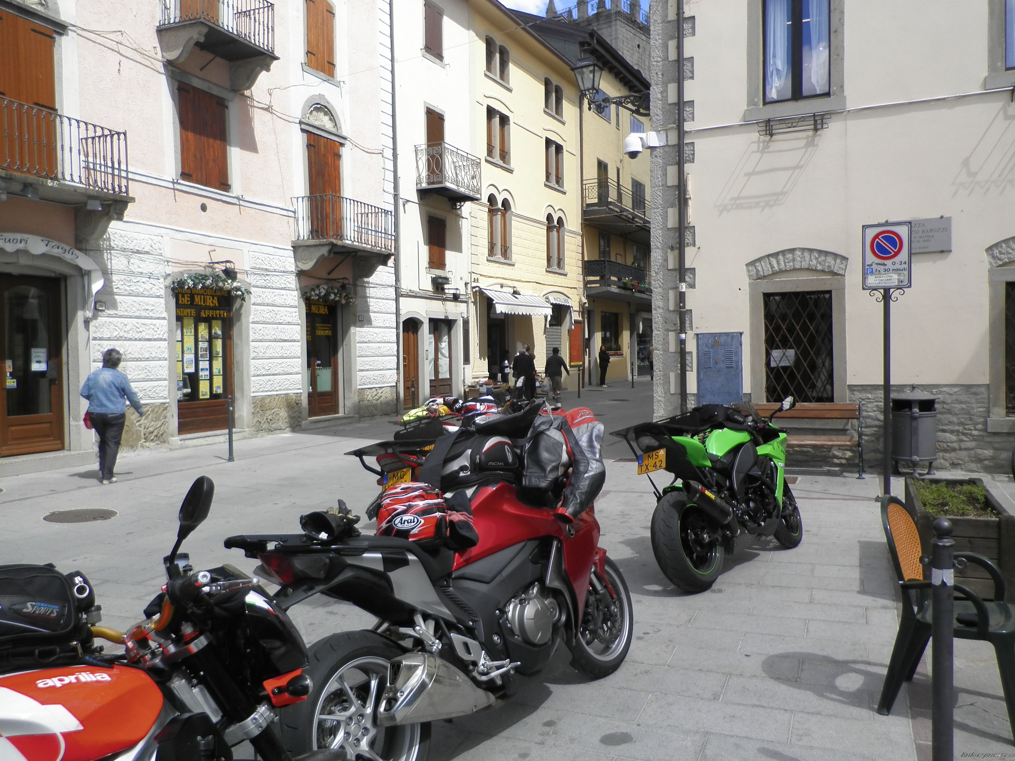 Photo 2449691