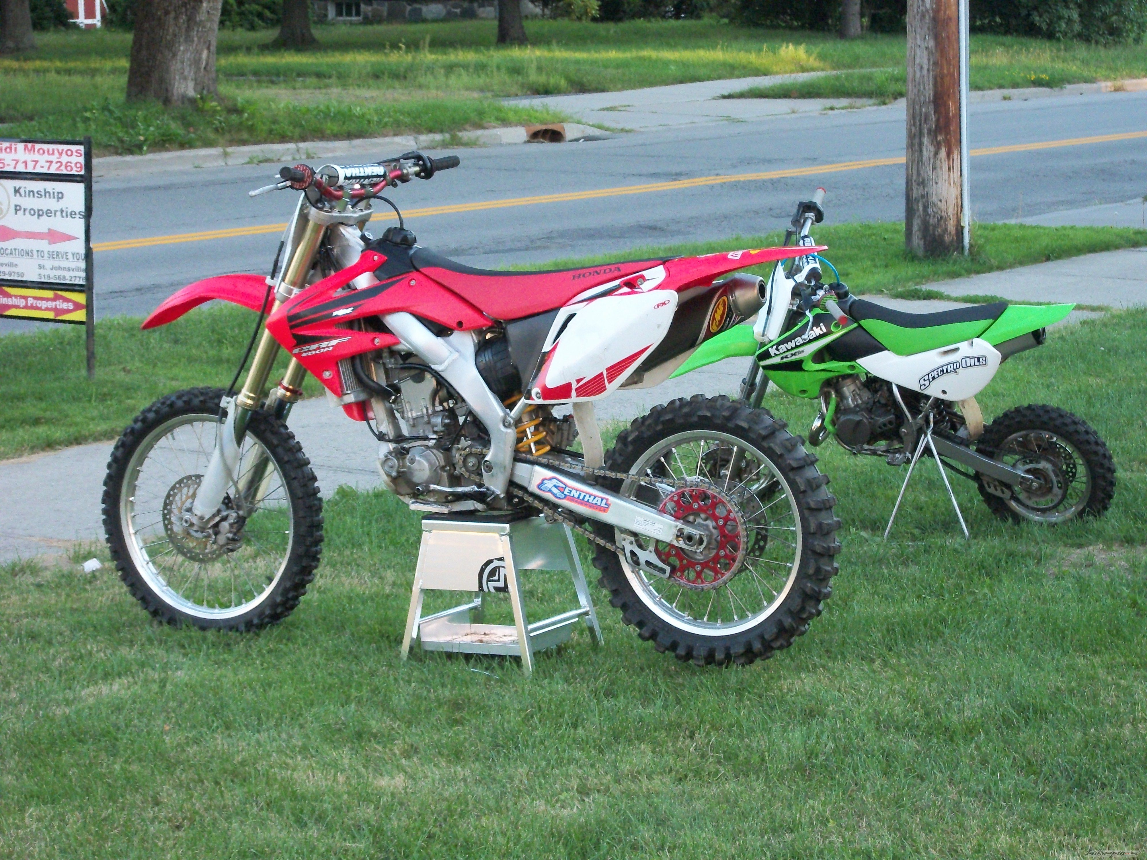 Photo 2449707